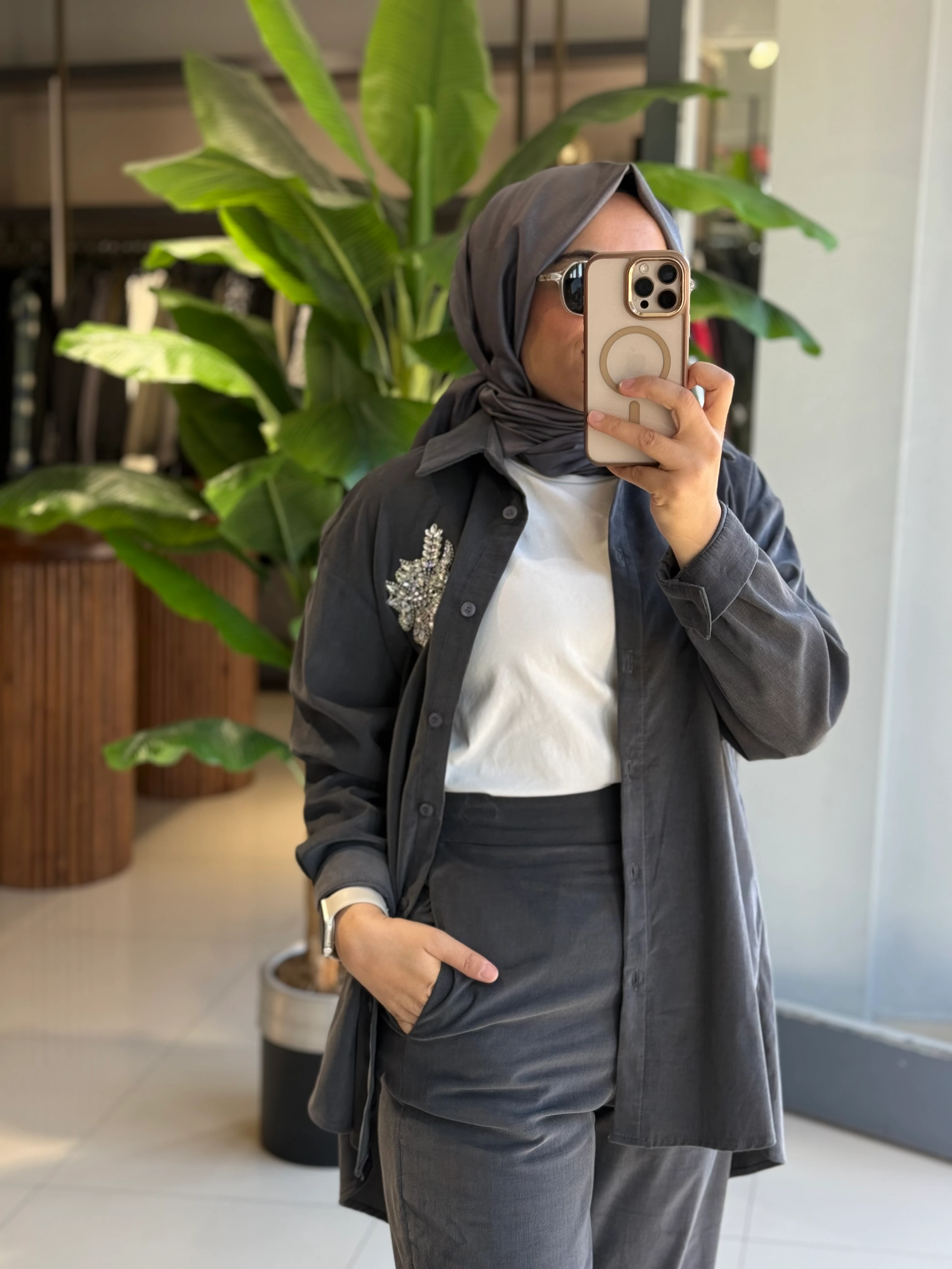 Omelya İnce Fitilli Kadife Antrasit Takım