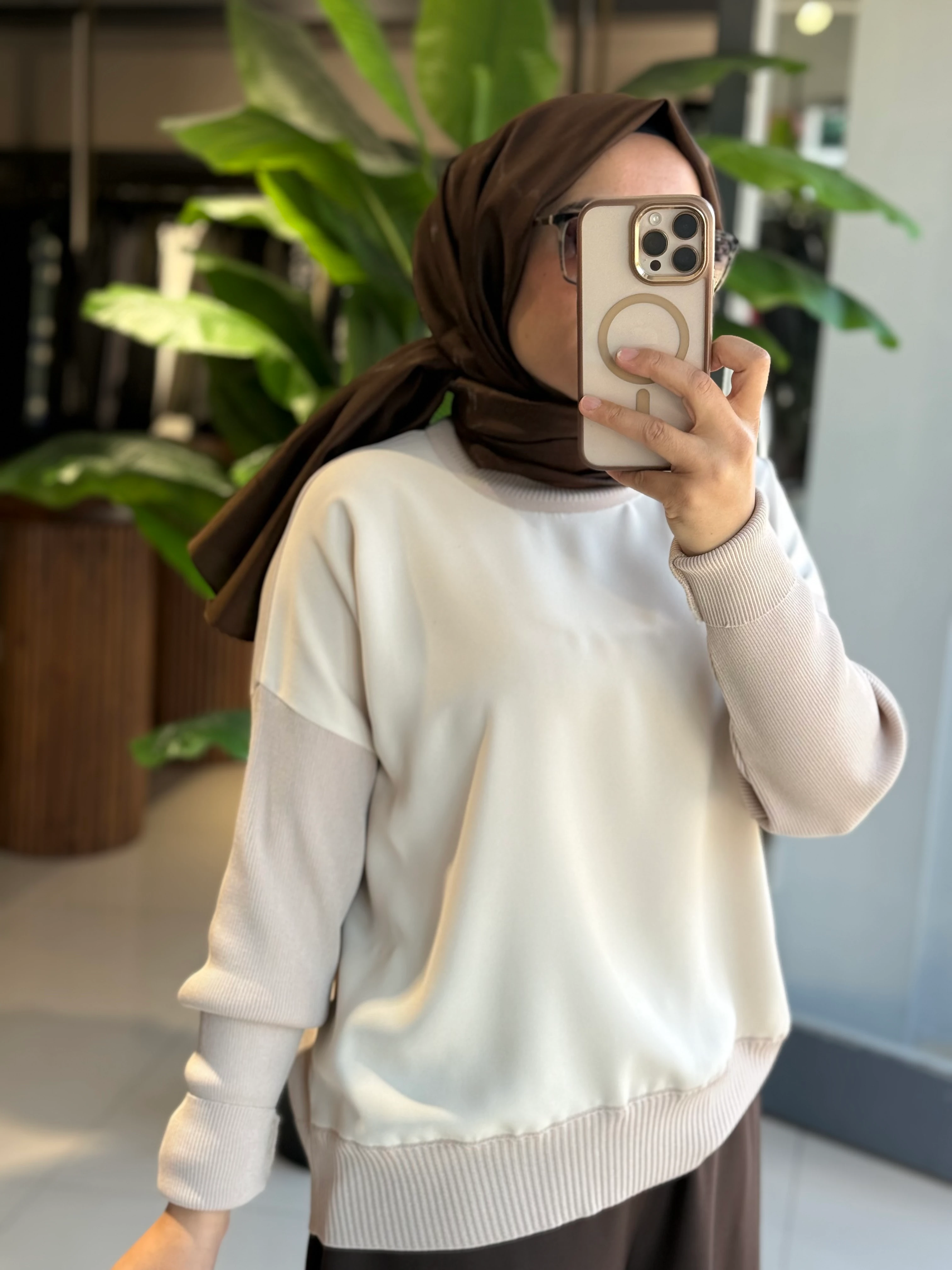 Ghisa Krep Detay Merserize Bej Bluz