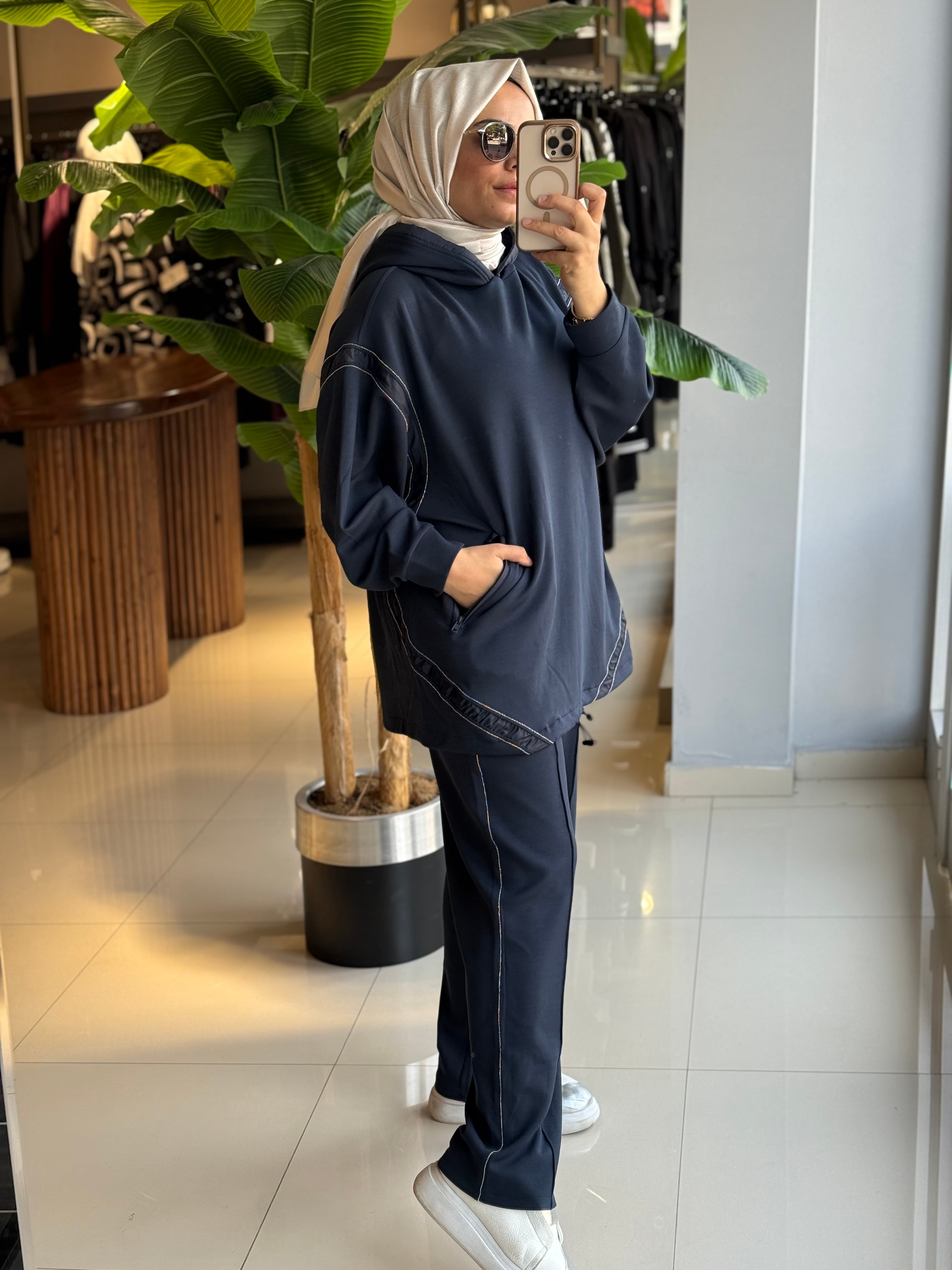 Ghisa Modal Spor Takım
