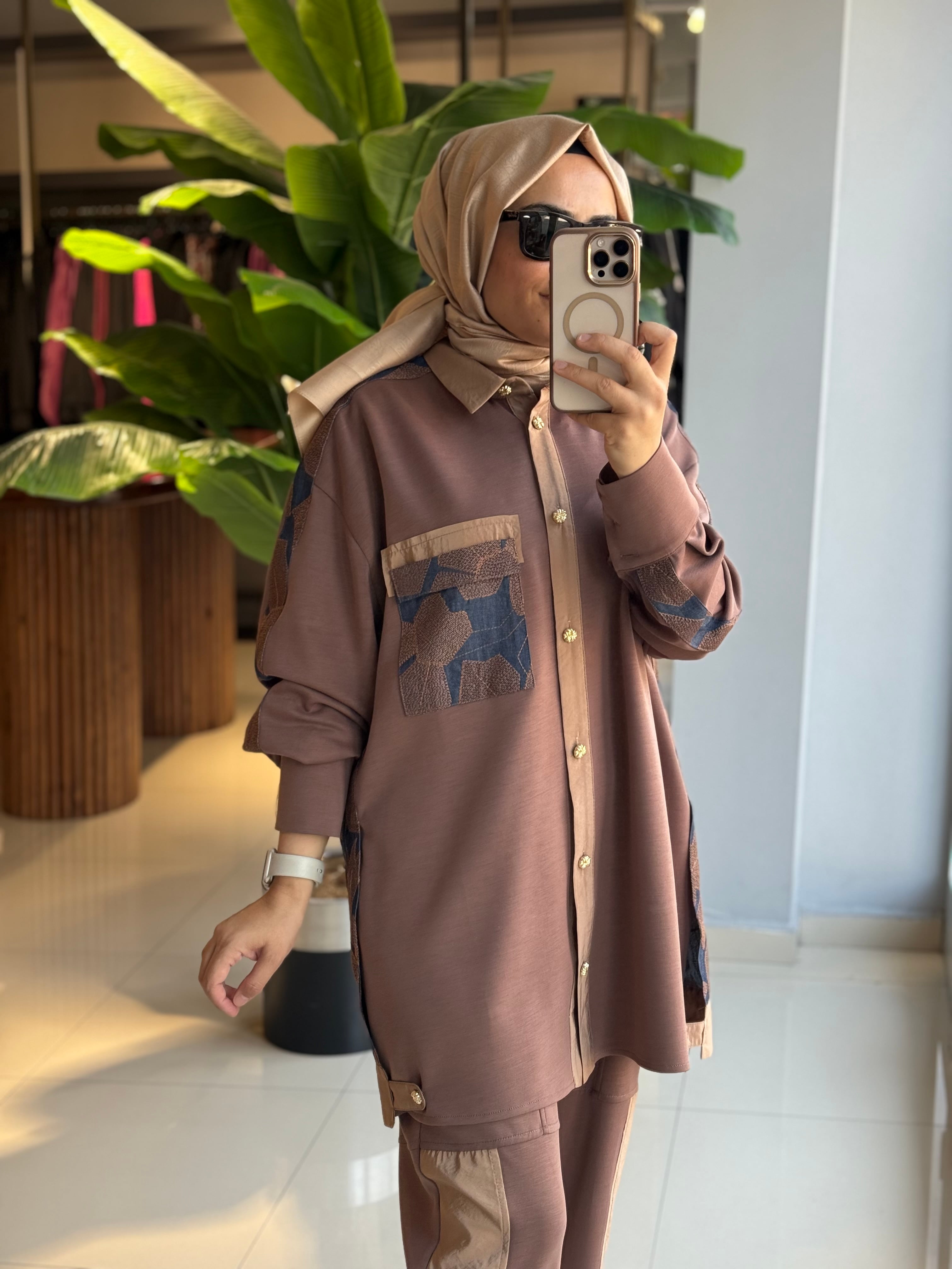 Ghisa Kahve Modal Takım