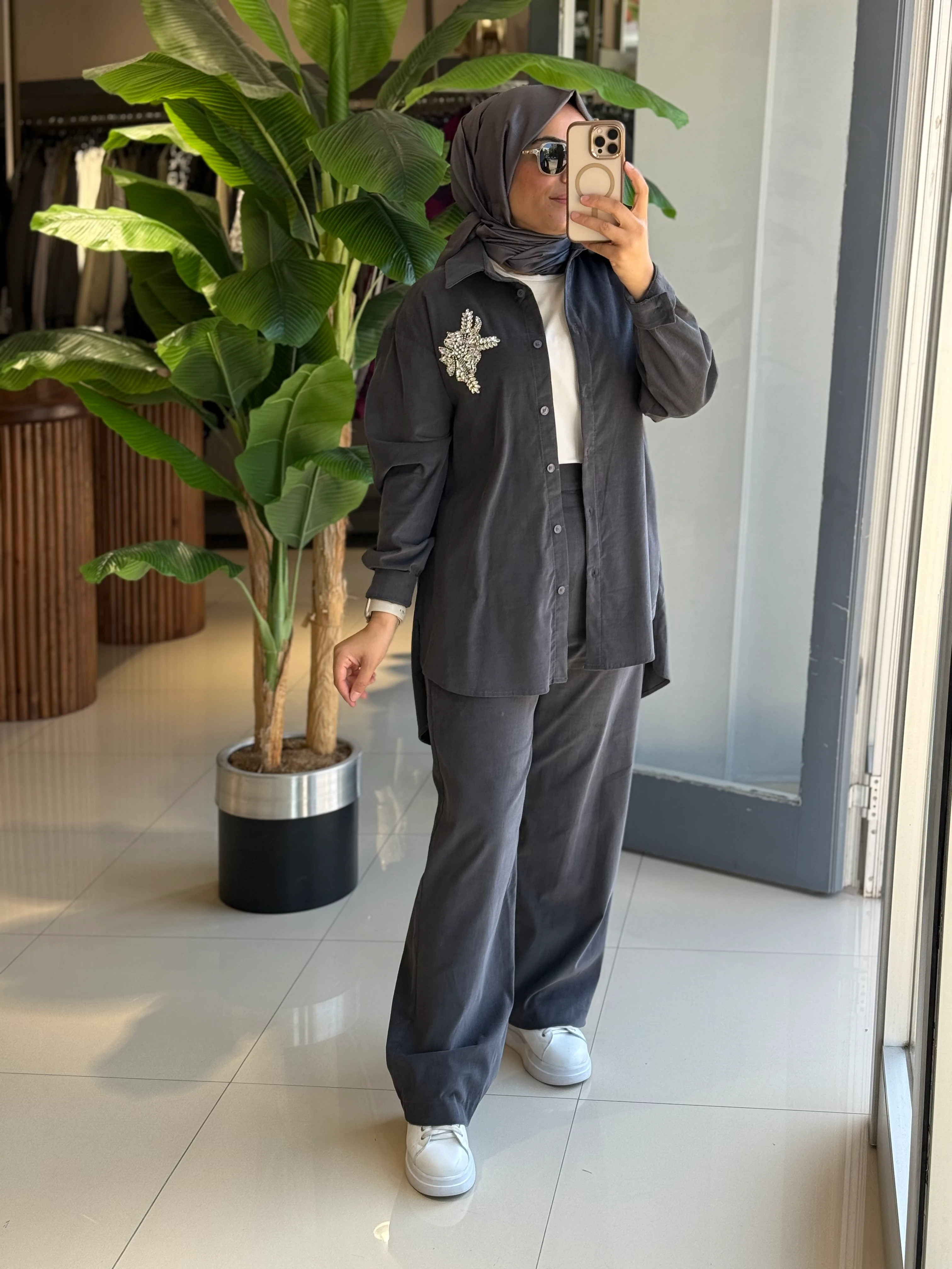 Omelya İnce Fitilli Kadife Antrasit Takım