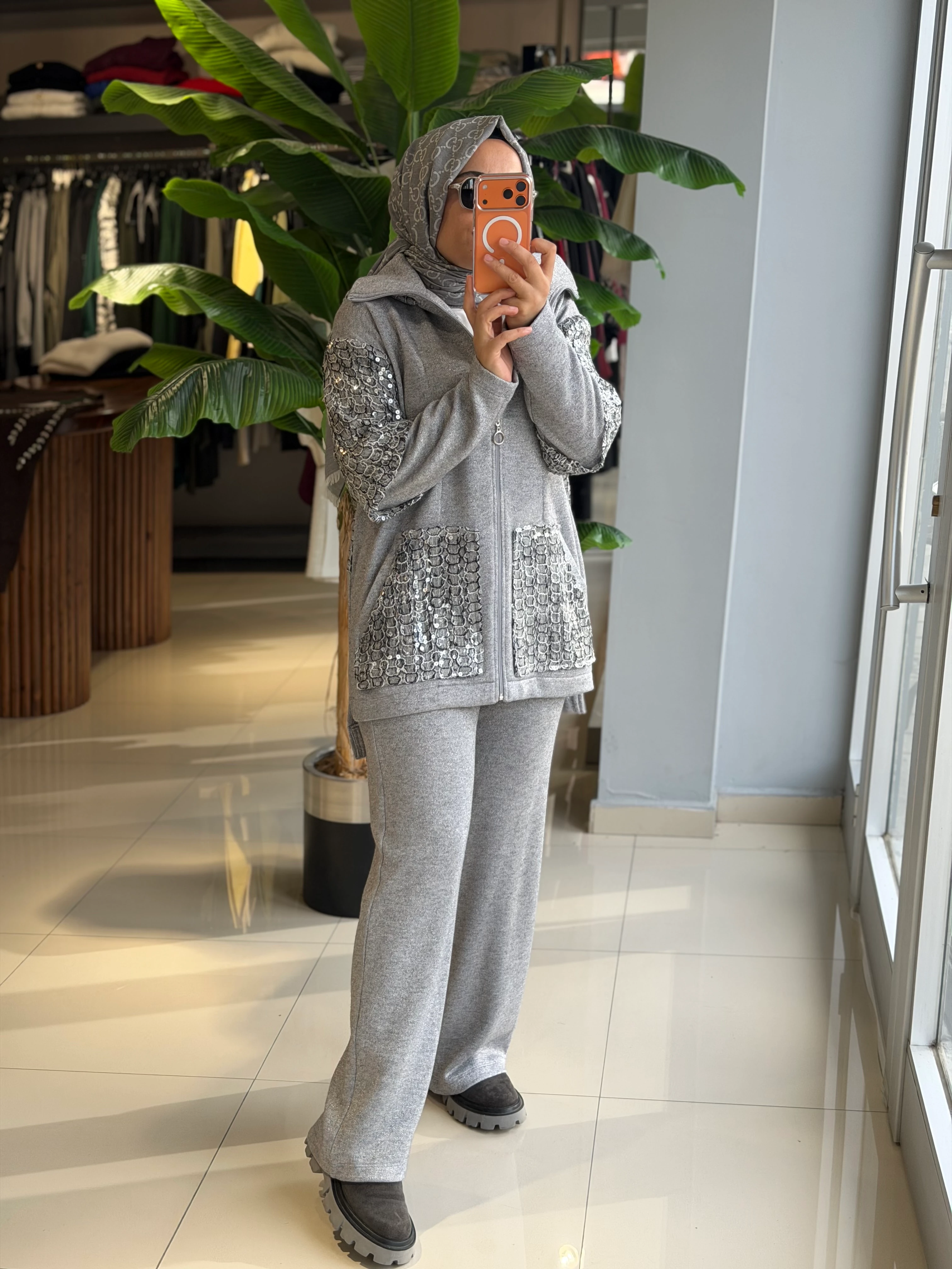 My312 Pul İşleme Detaylı Triko Takım