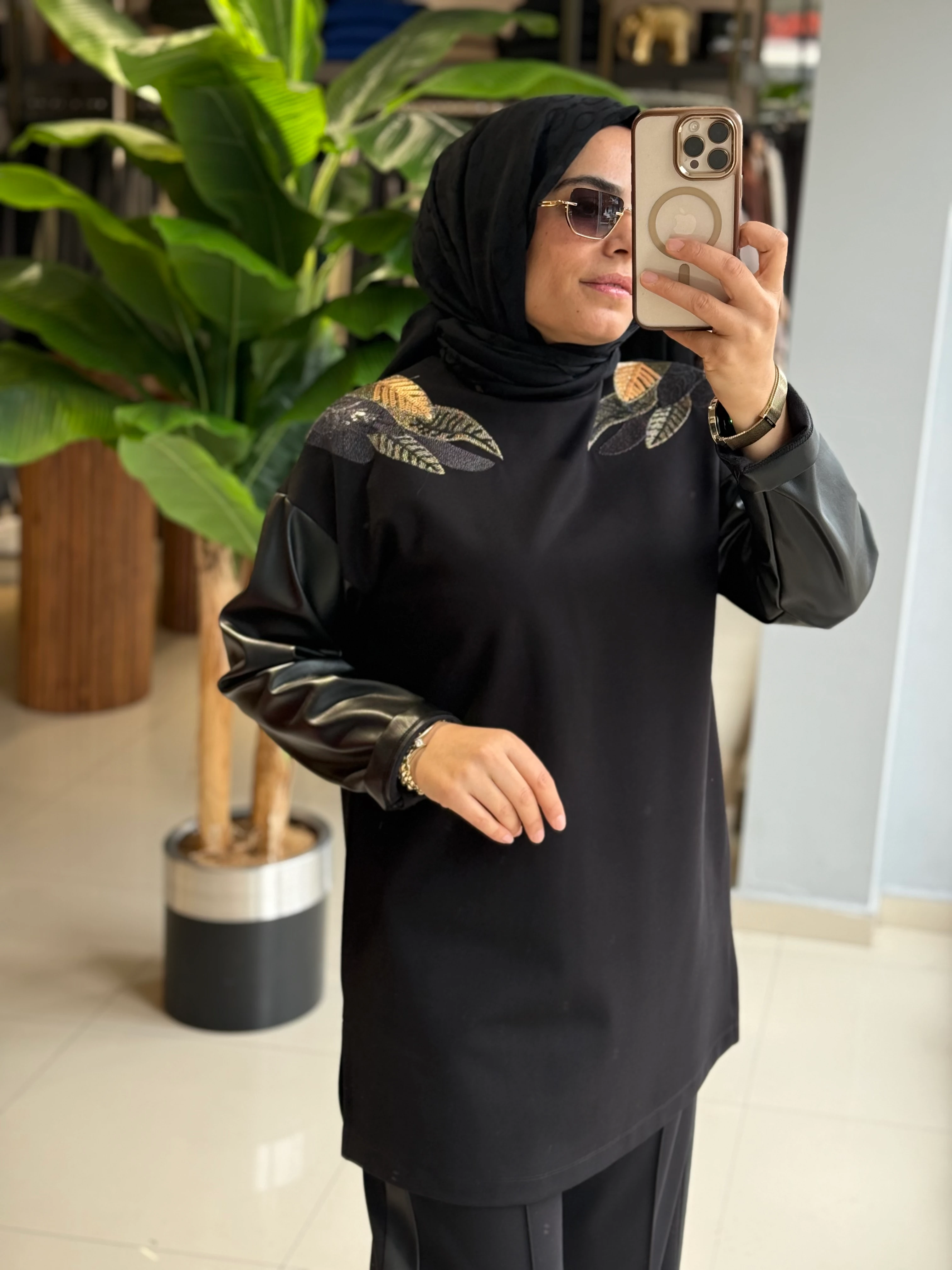 Seçil Store Deri Detay Takım