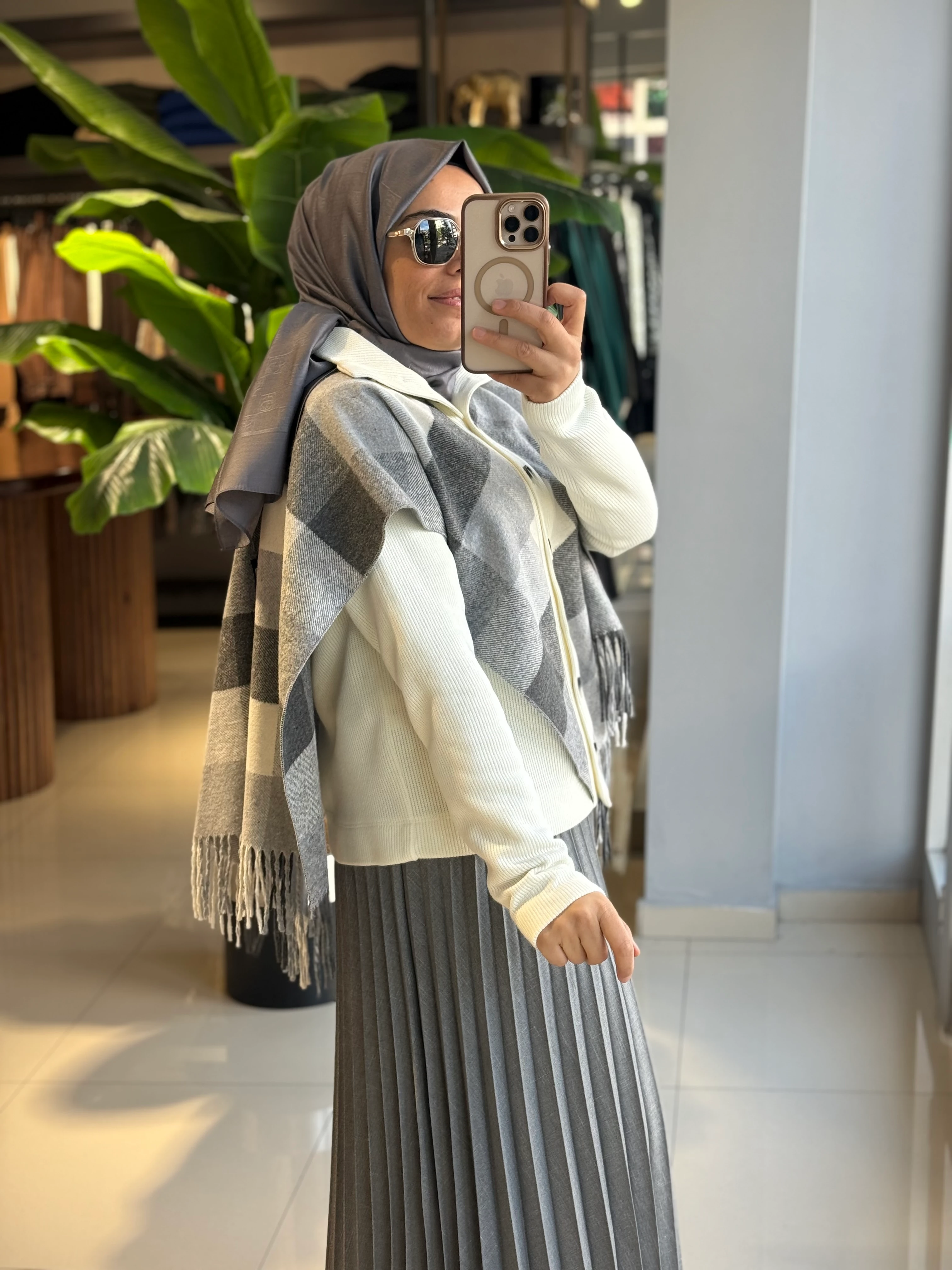 Seçil Store Şal Detay Hırka