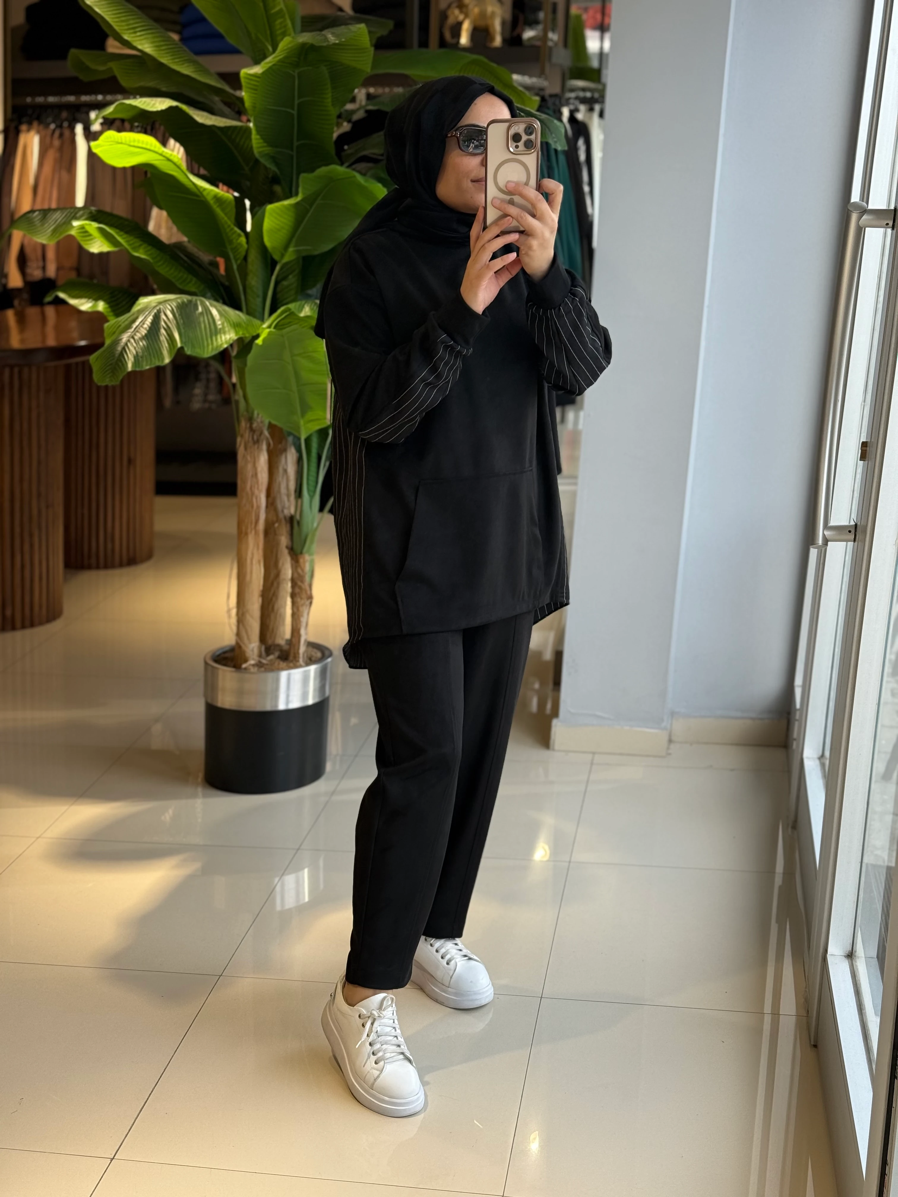 Seçil Store Siyah Modal Takım