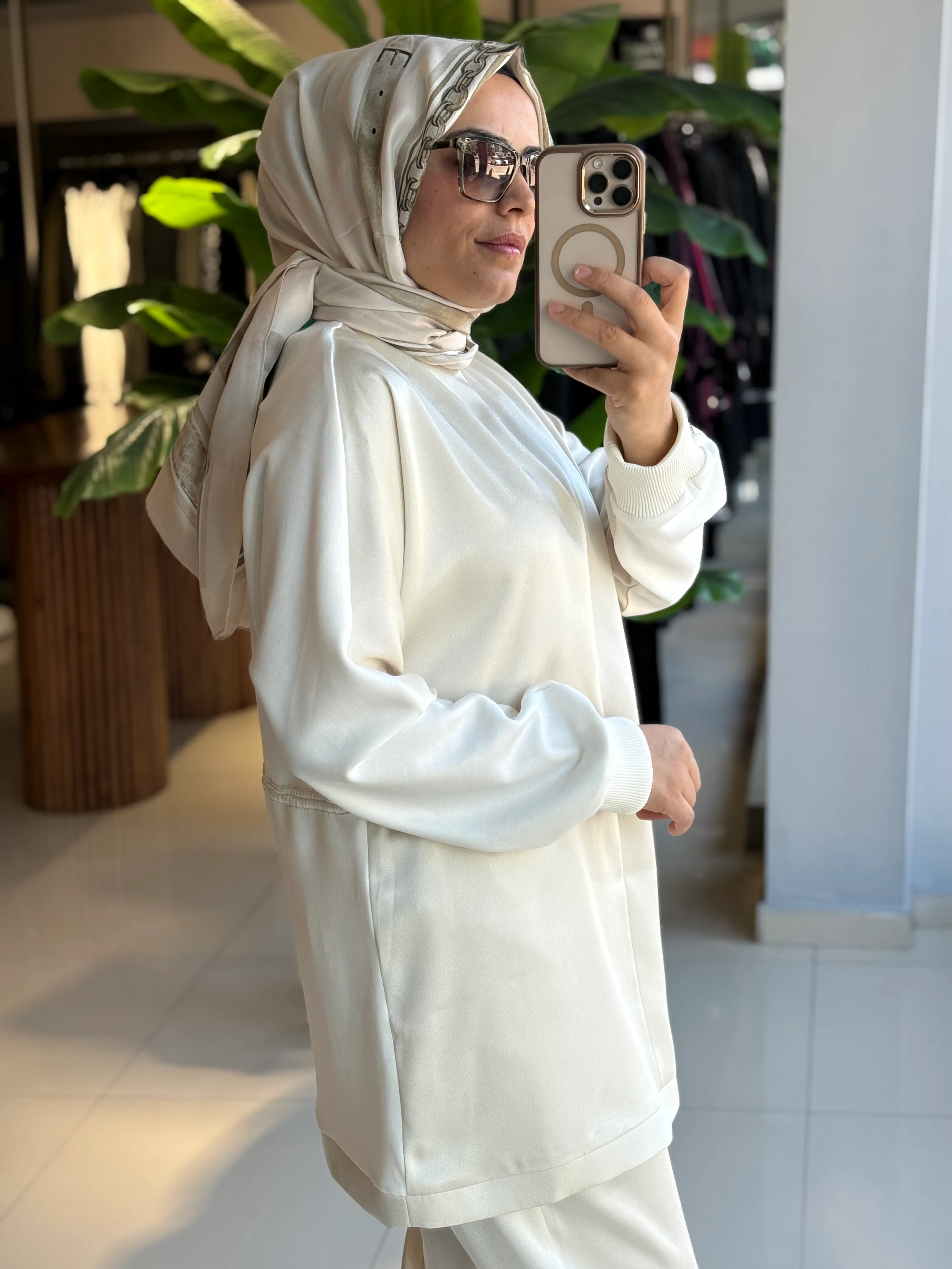 Missemramiss Bej Modesta Takım