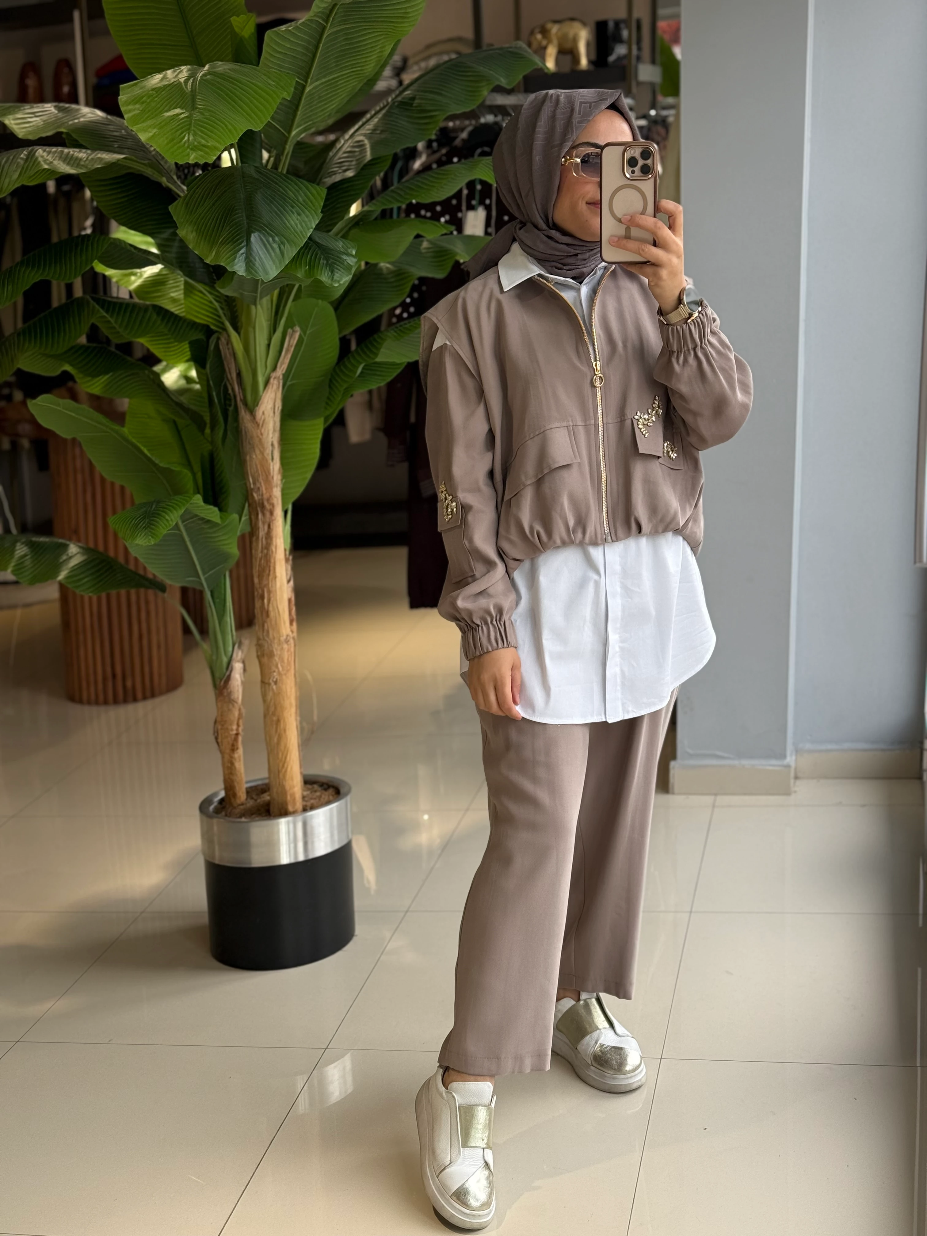 Ghisa Üçlü Takım