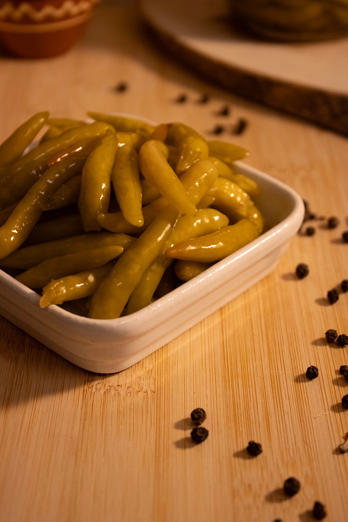 Acı Süs Biberi Turşusu 1200 Gr Doğal Ev Yapımı