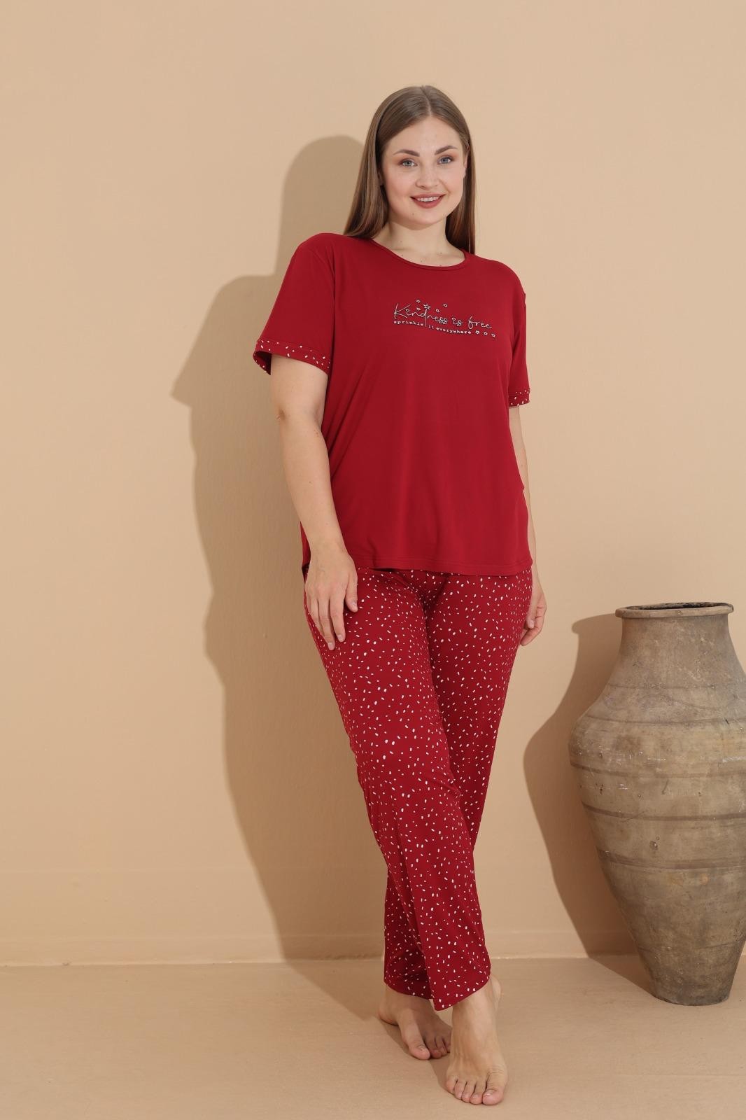Kadın Büyük Beden Baskılı Desenli Kısa Kollu Milan Kumaş Pijama Takımı - Temporium - Kırmızı