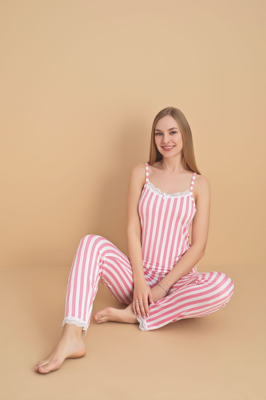 Kadın Milan Kumaş İp Askılı Pijama Takımı - Pembe