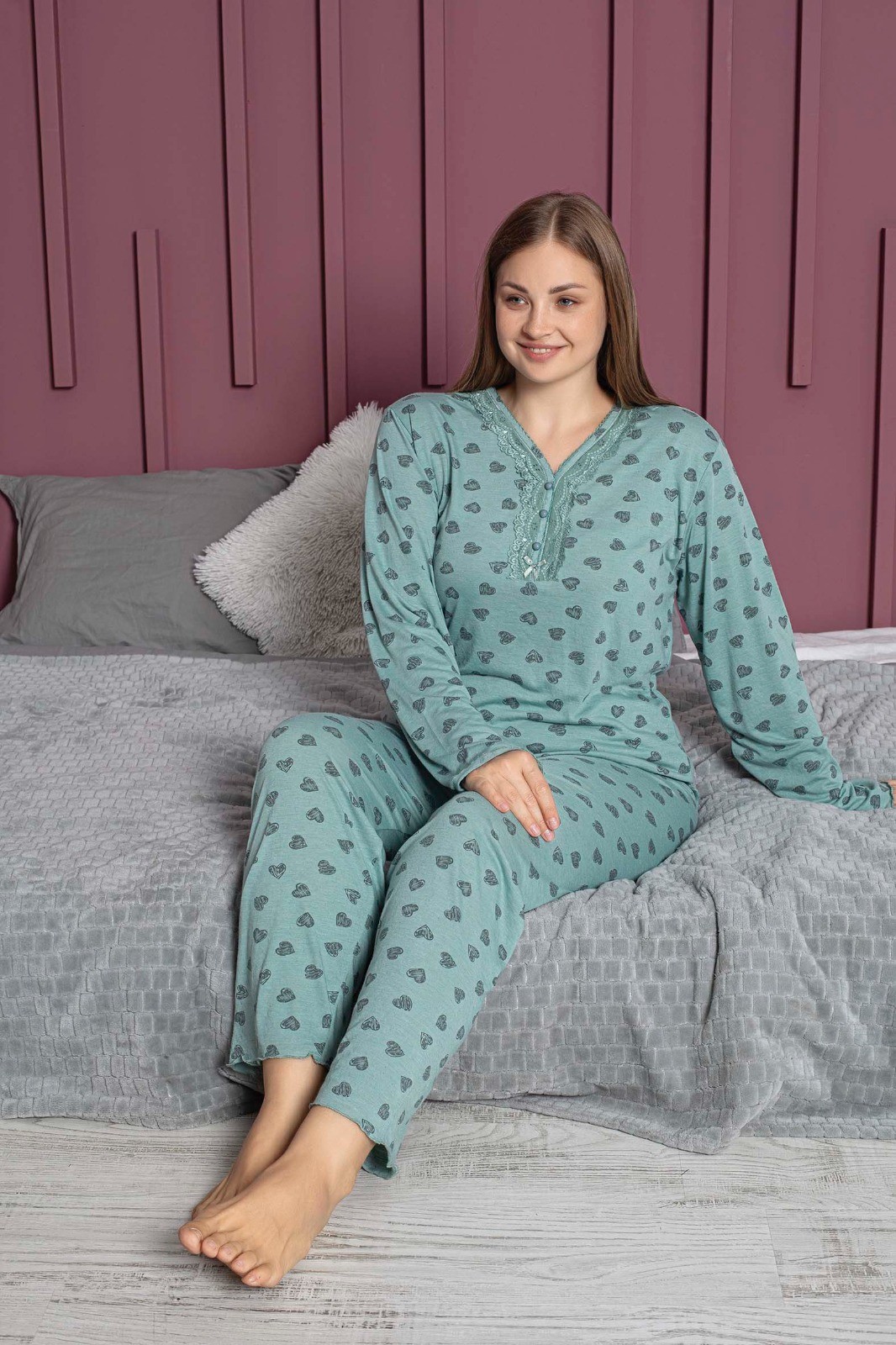 Kadın Büyük Beden Desenli Yakası Düğmeli Uzun Kollu Bambu Pijama Takımı - Yeşil