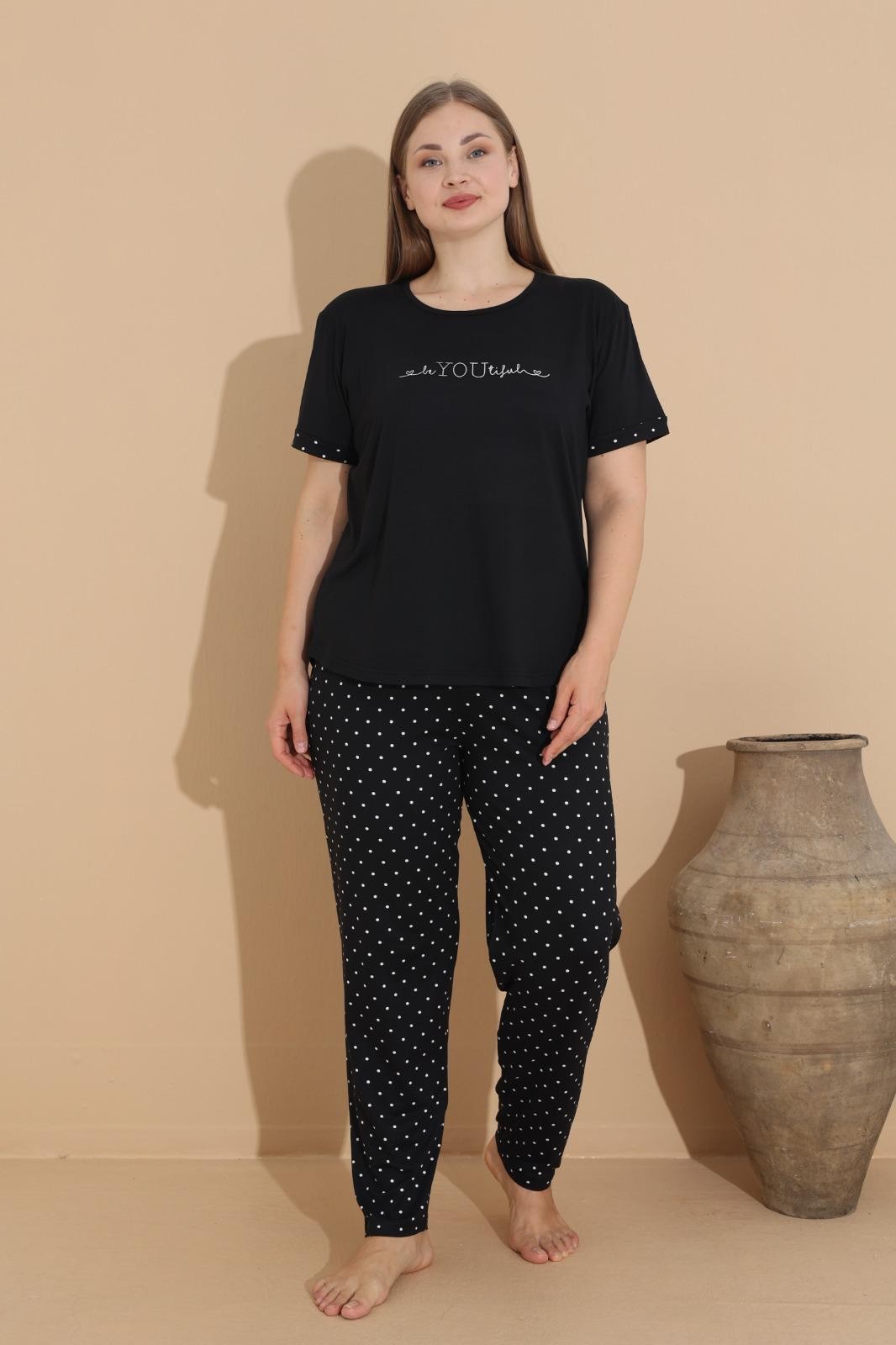 Kadın Büyük Beden Baskılı Desenli Kısa Kollu Milan Kumaş Pijama Takımı - Temporium