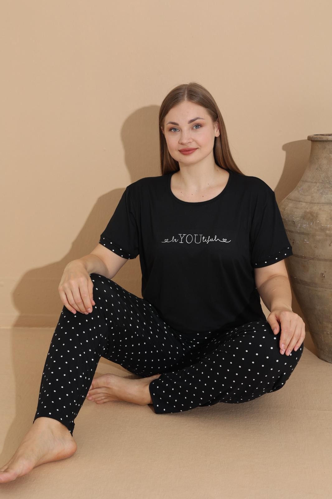 Kadın Büyük Beden Baskılı Desenli Kısa Kollu Milan Kumaş Pijama Takımı - Temporium - Siyah