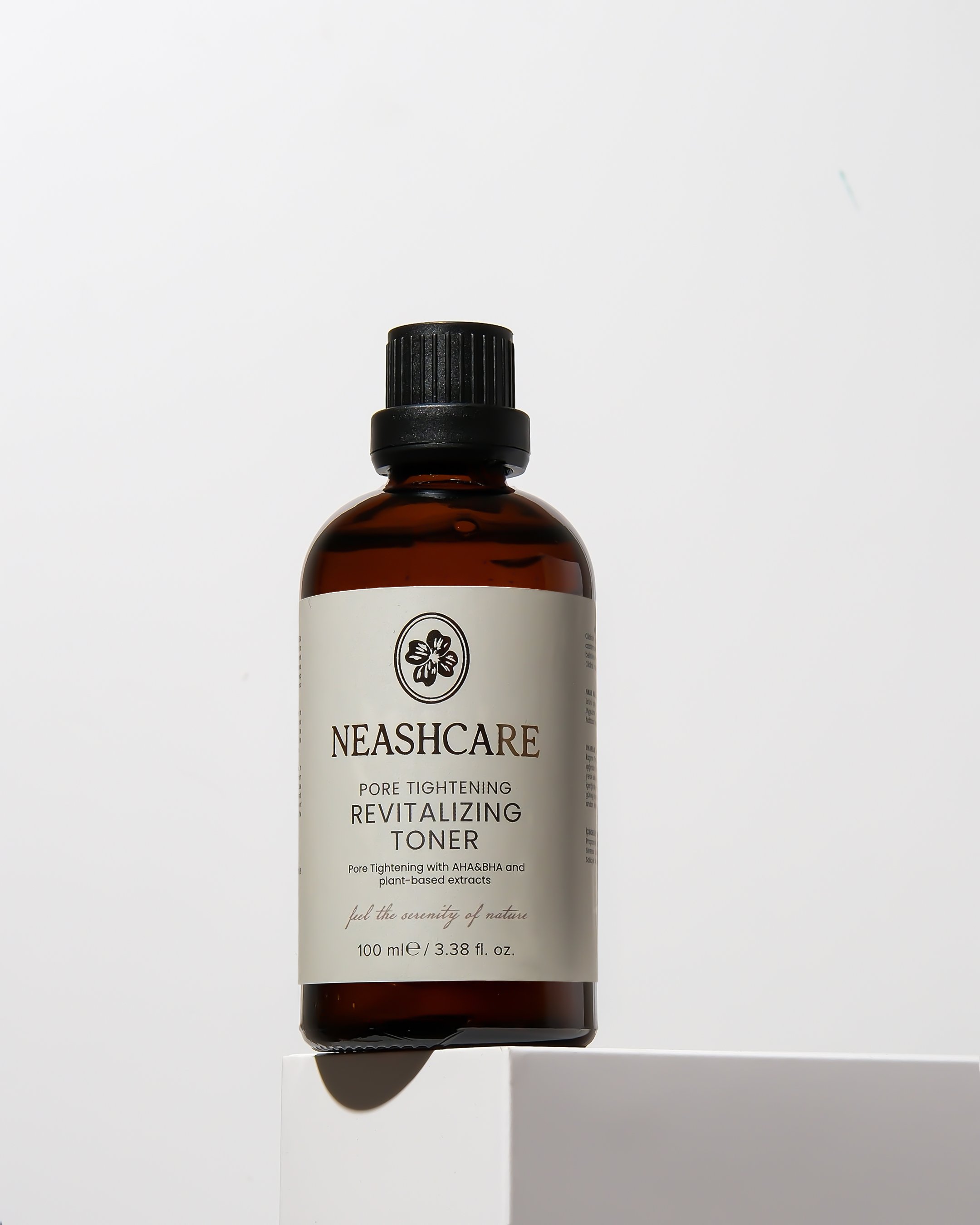 AHA & BHA İçeren Canlandırıcı ve Gözenek Sıkılaştırıcı Tonik 100 ml