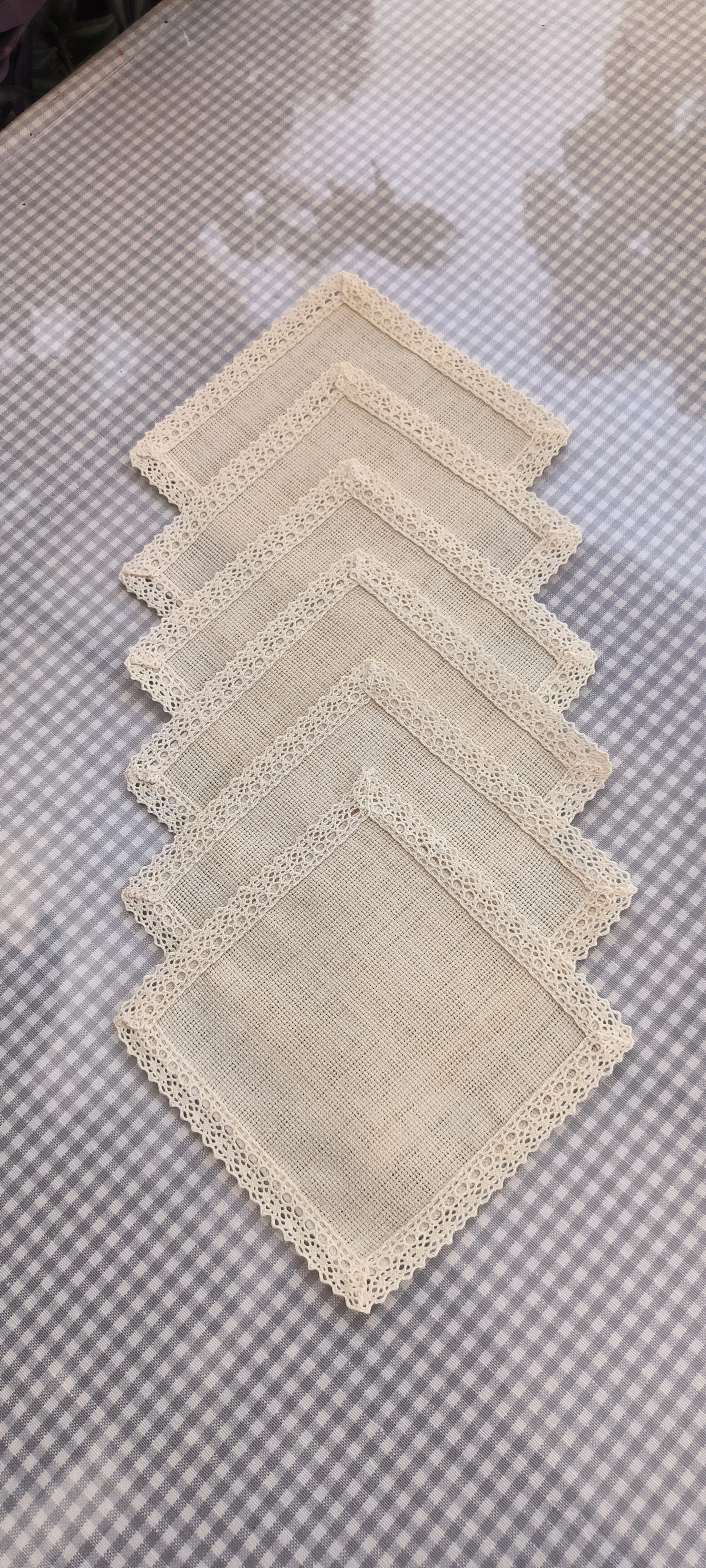 1 adet sunum peçetesi / güpürlü bej işlenebilir 