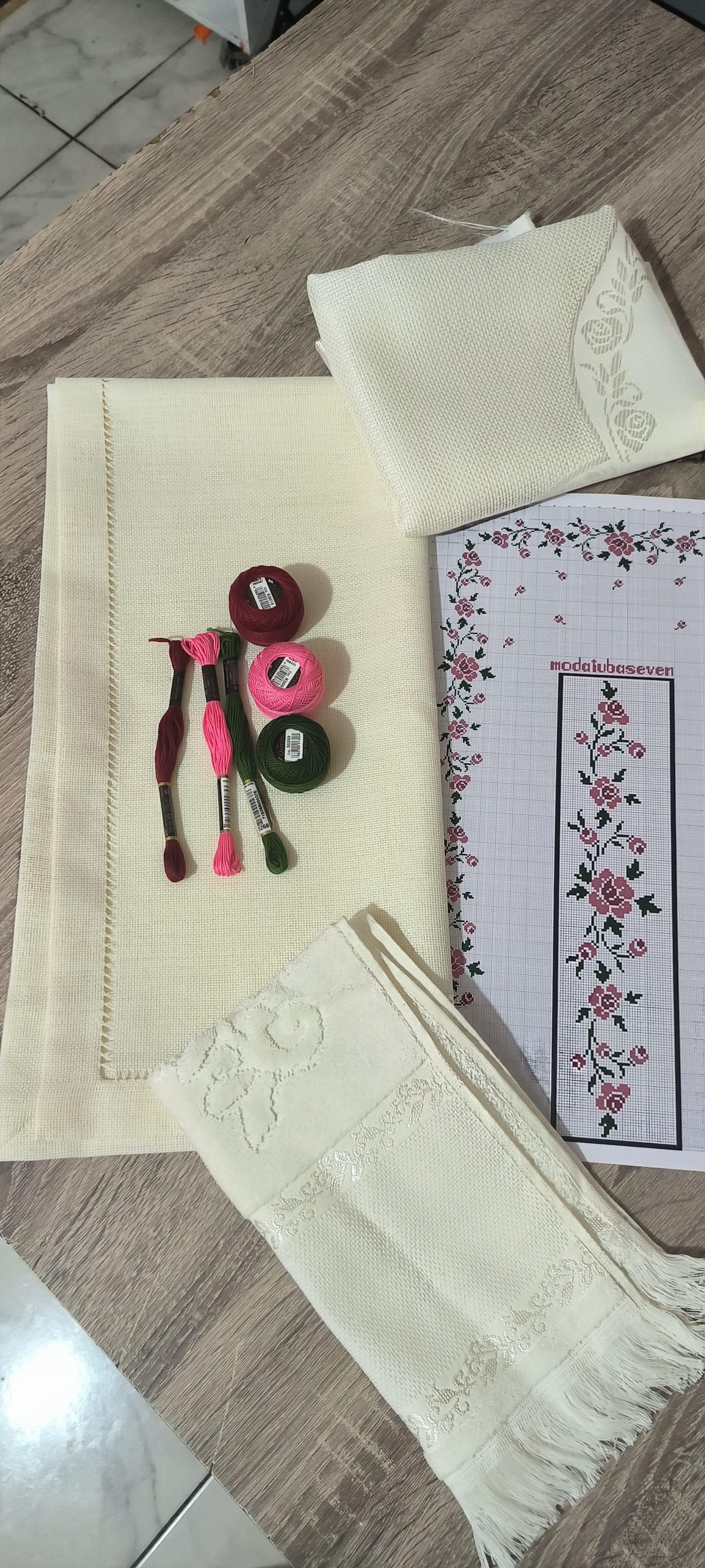 Seccade işleme kiti/ bohça takımı seti / minik çiçekler modeli 