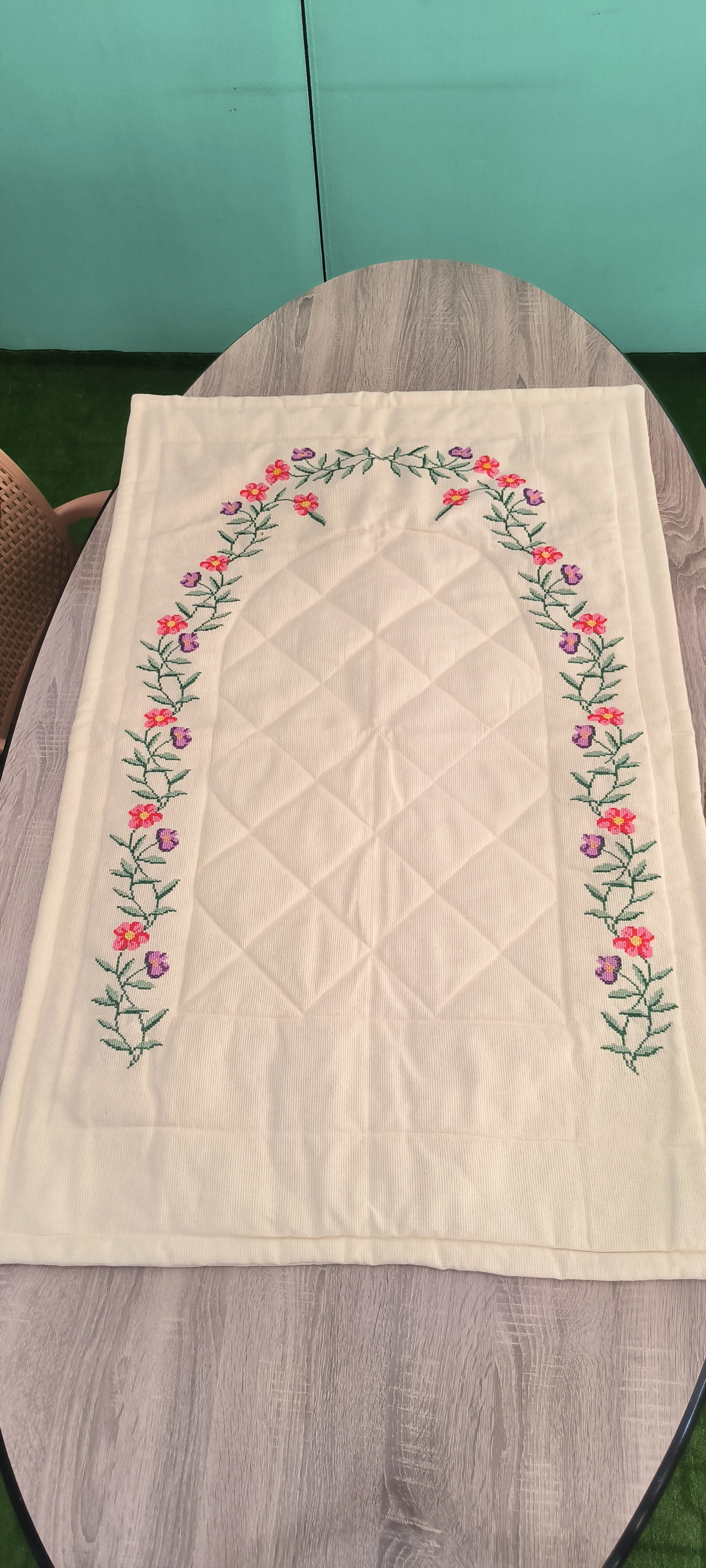 Kanaviçe işleme seccade/ El işlemesi 