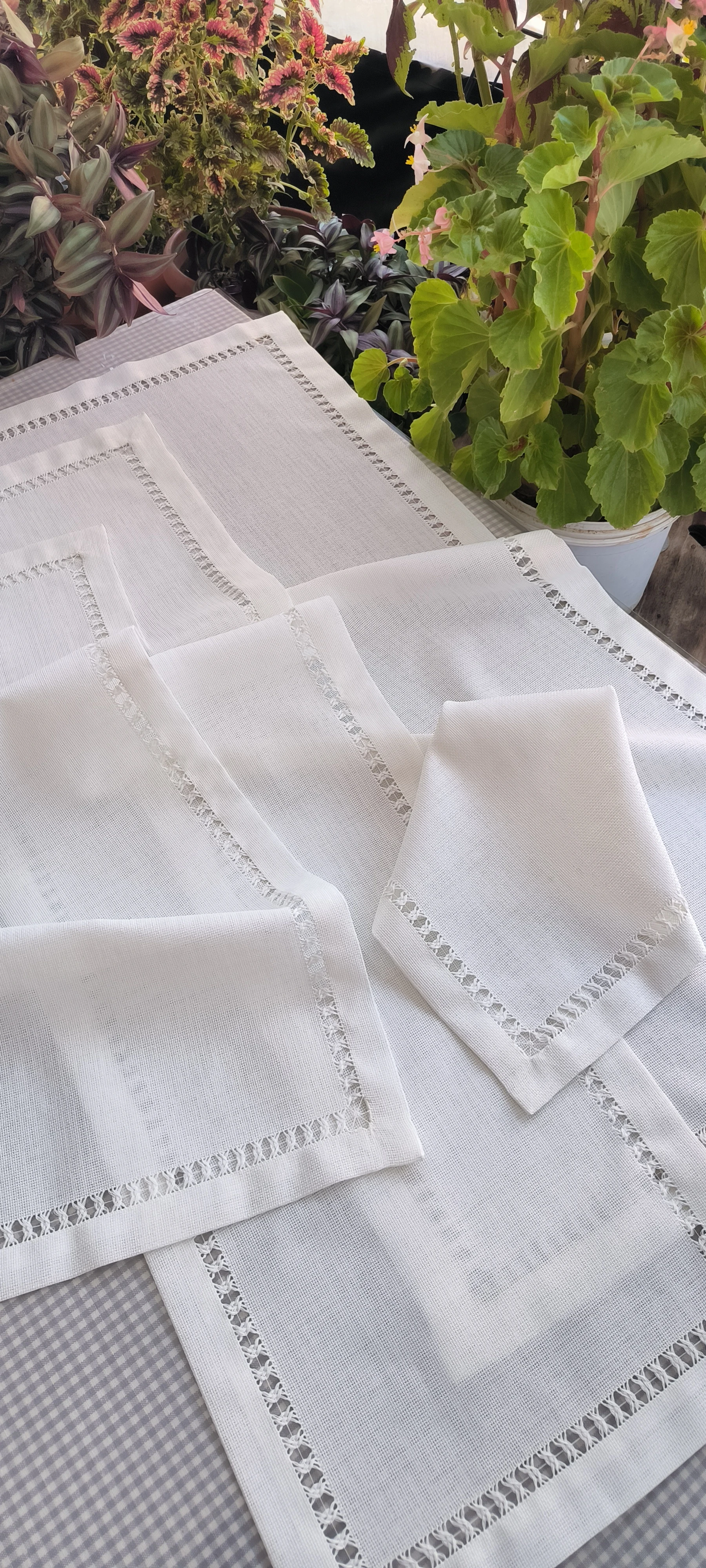 Antikalı 4 parça salon takımı/ El emeği Ajur/ kırık beyaz 