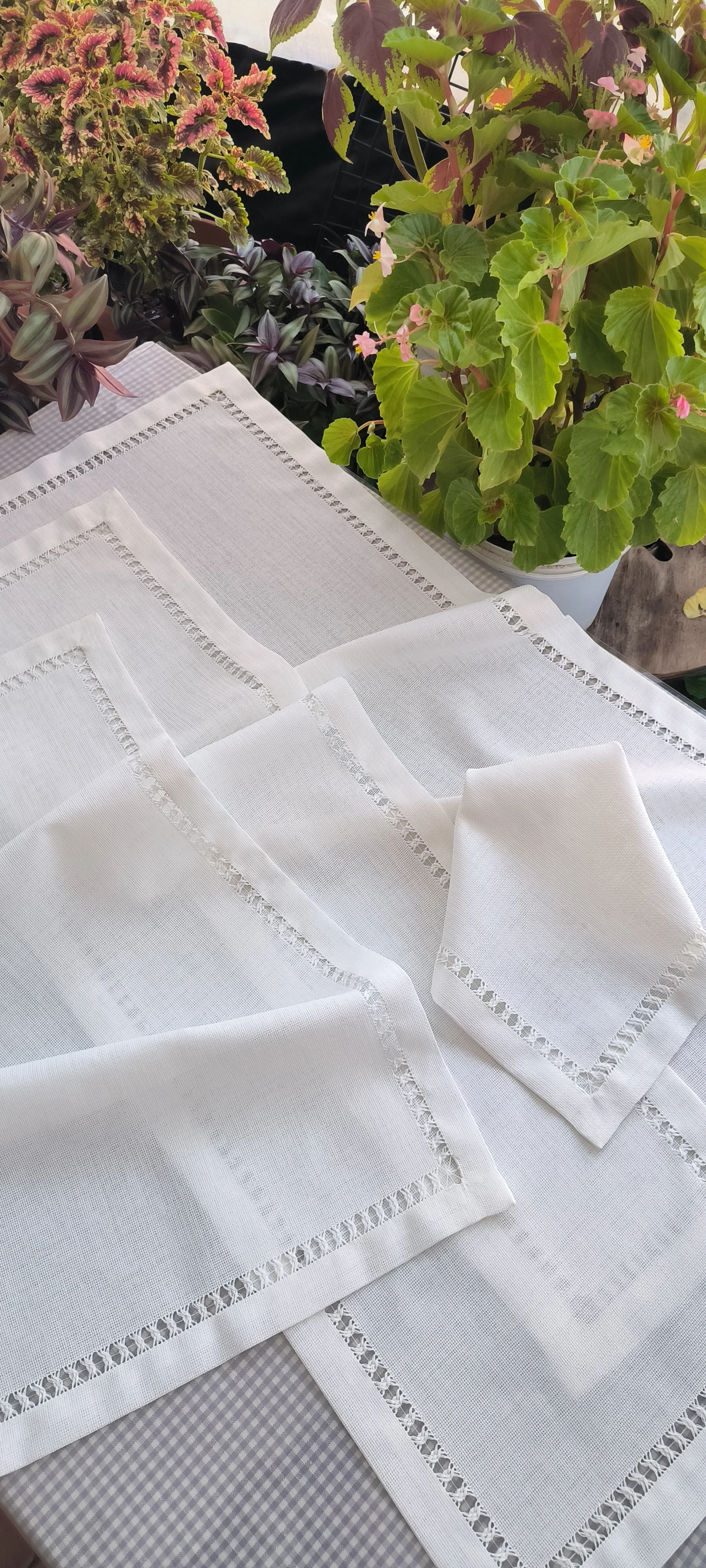 Antikalı 4 parça salon takımı/ El emeği Ajur/ kırık beyaz 