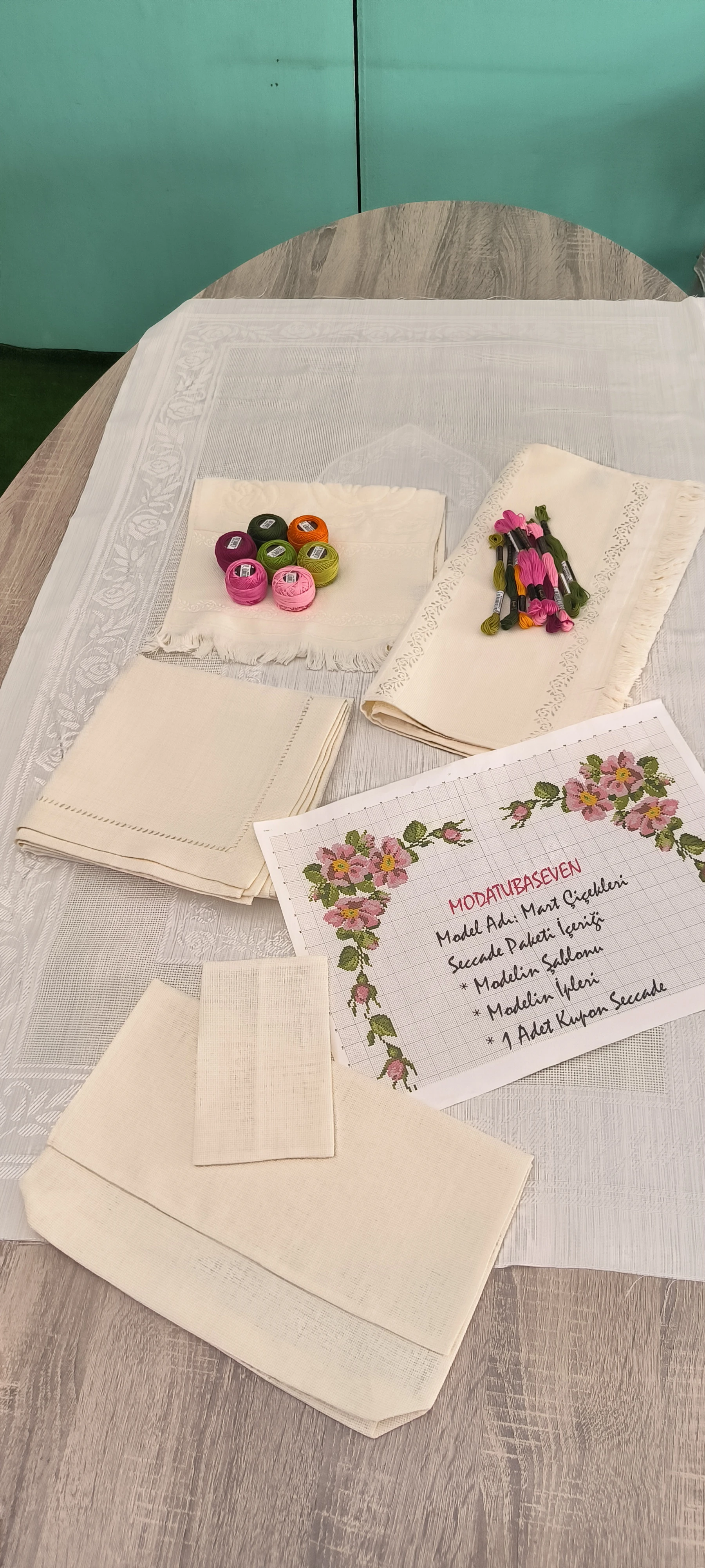 Bohça seti işleme kiti/ Mart Menekşeleri 