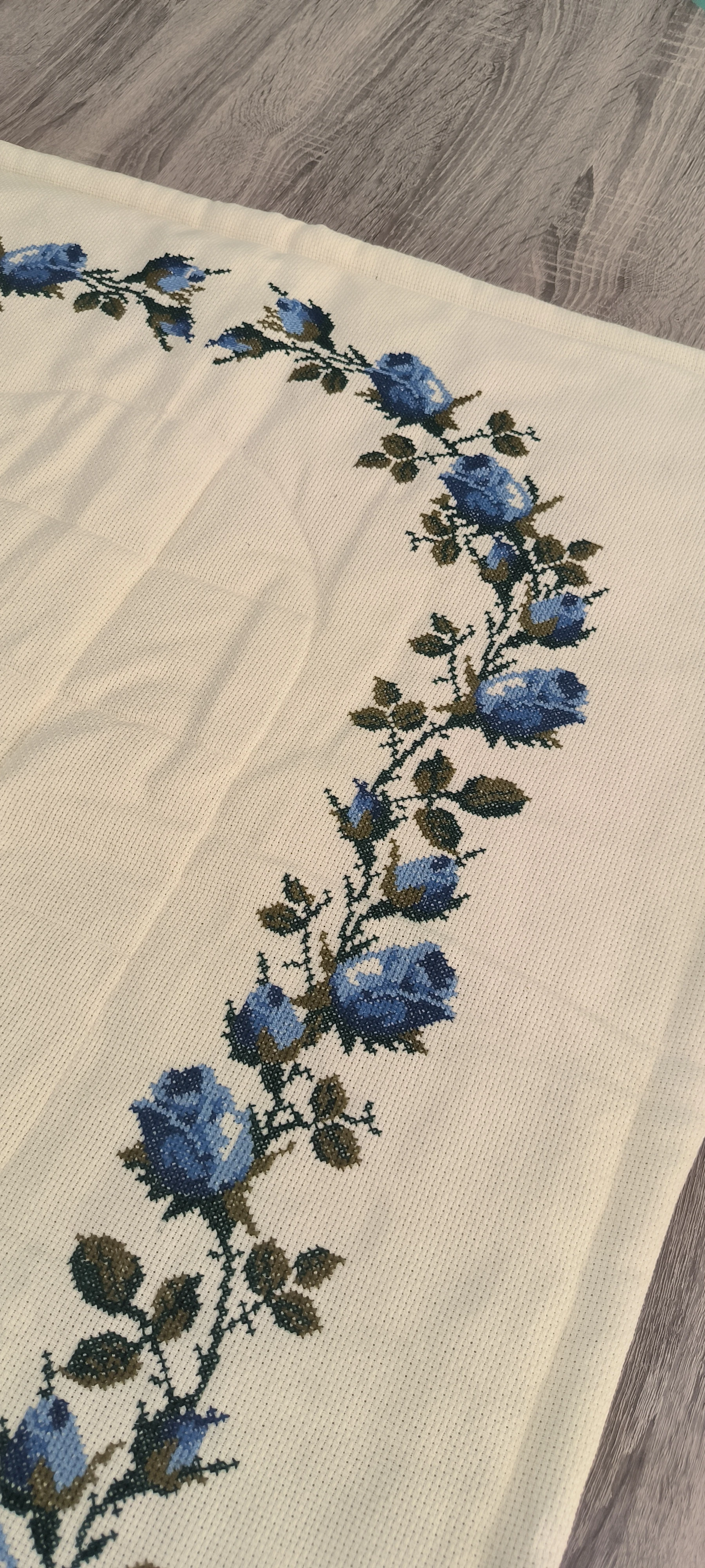 Kanaviçe işleme seccade / Mavi Goncagül modeli 