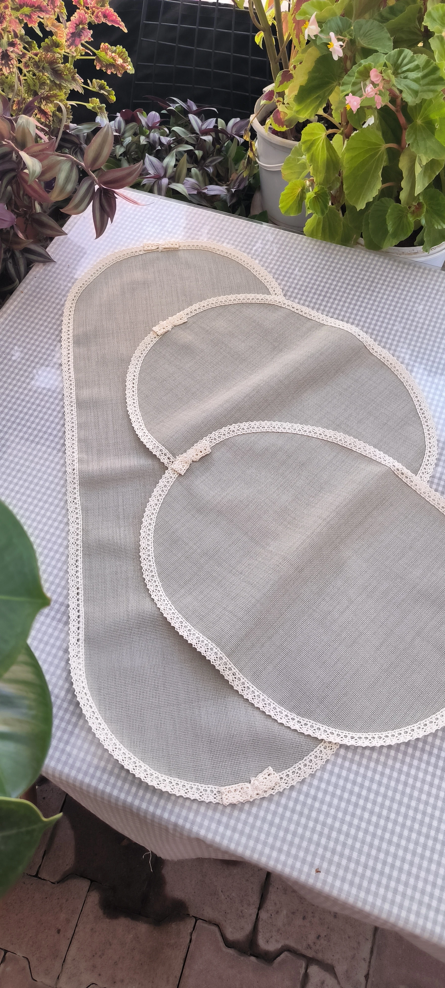 Taş rengi işlenebilir yatak odası takımı 