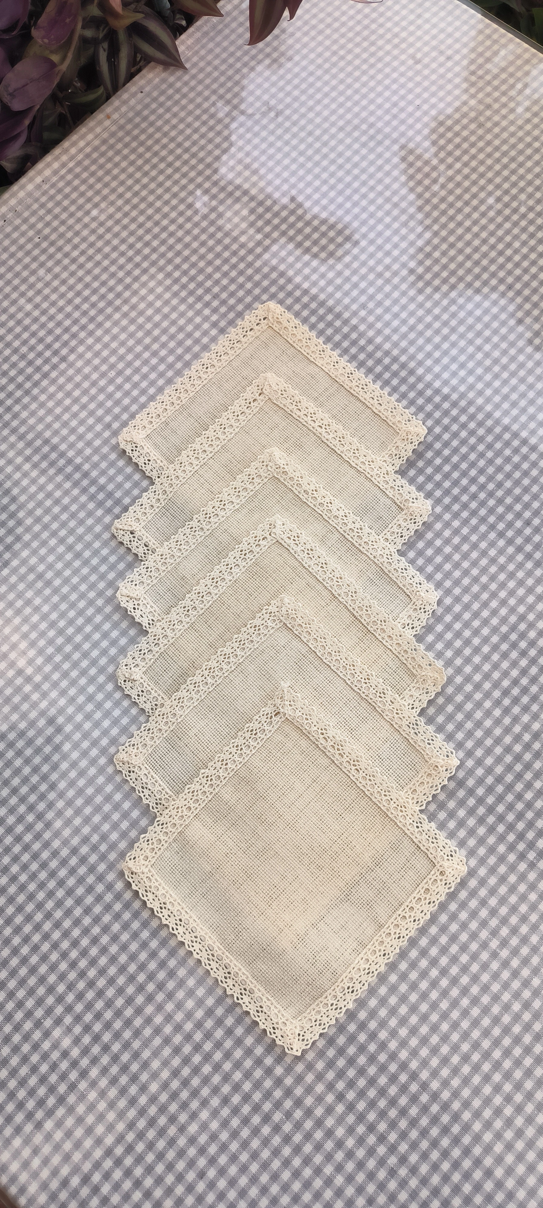 1 adet sunum peçetesi / güpürlü bej işlenebilir 