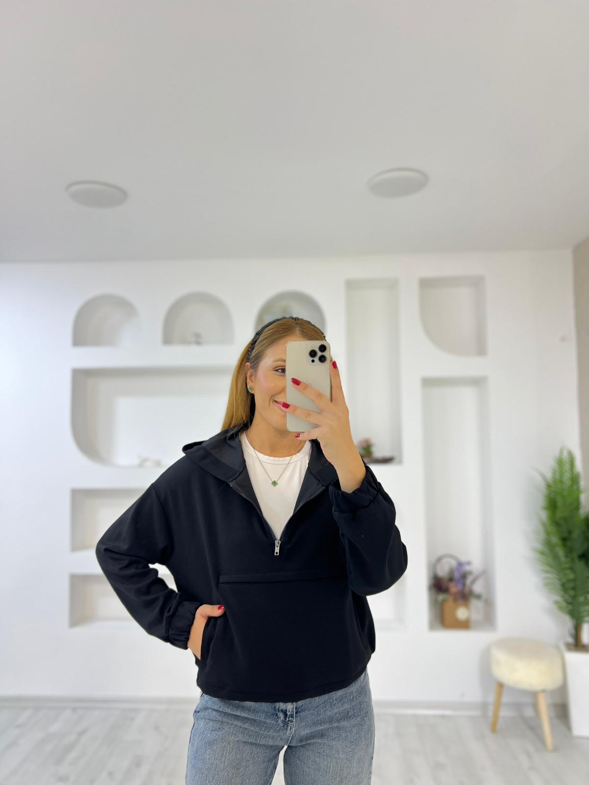 Modal Kumaş Yarım Fermuarlı Kanguru Cep Sweat - Siyah