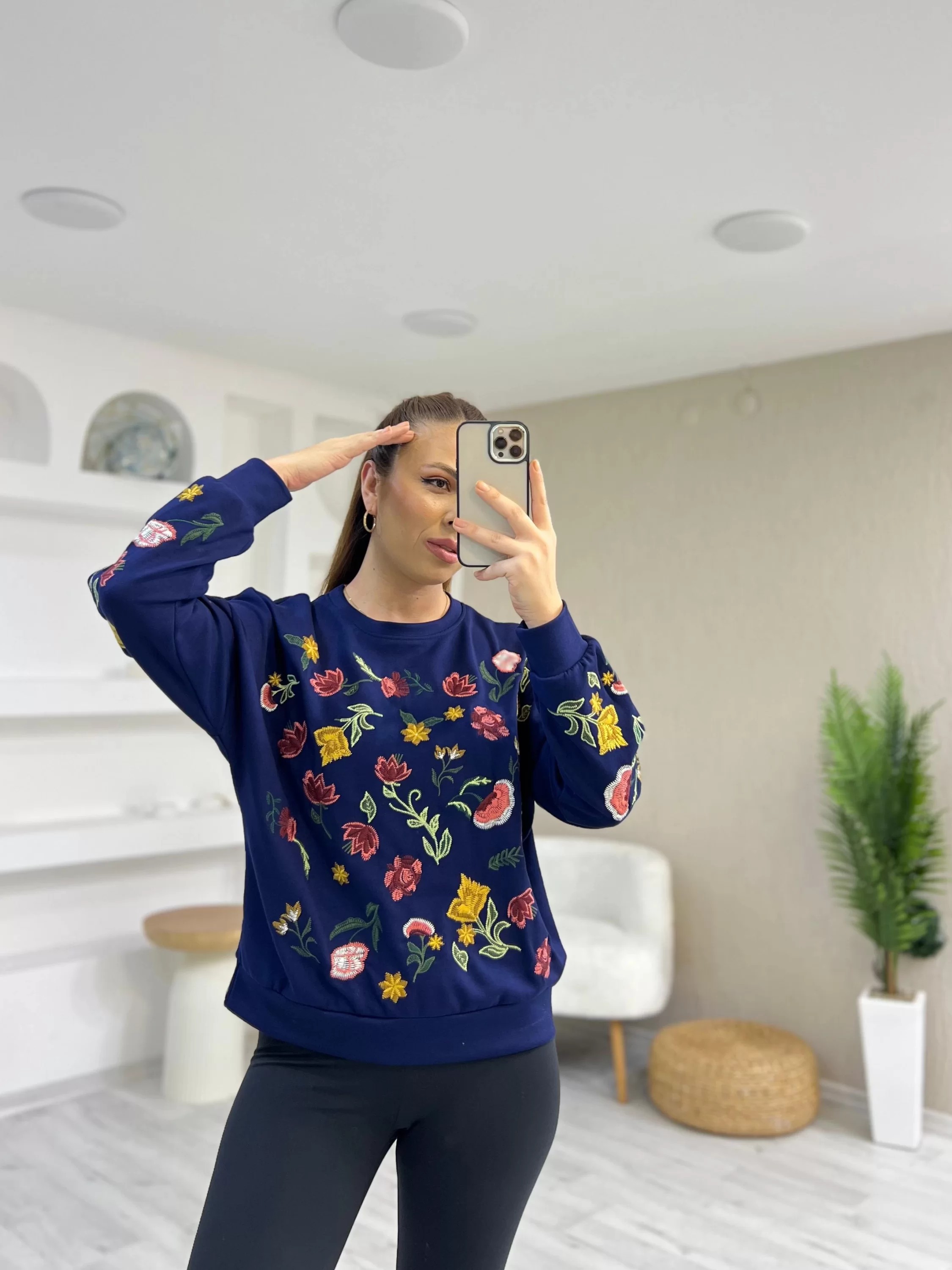 Nakışlı Lacivert Sweat