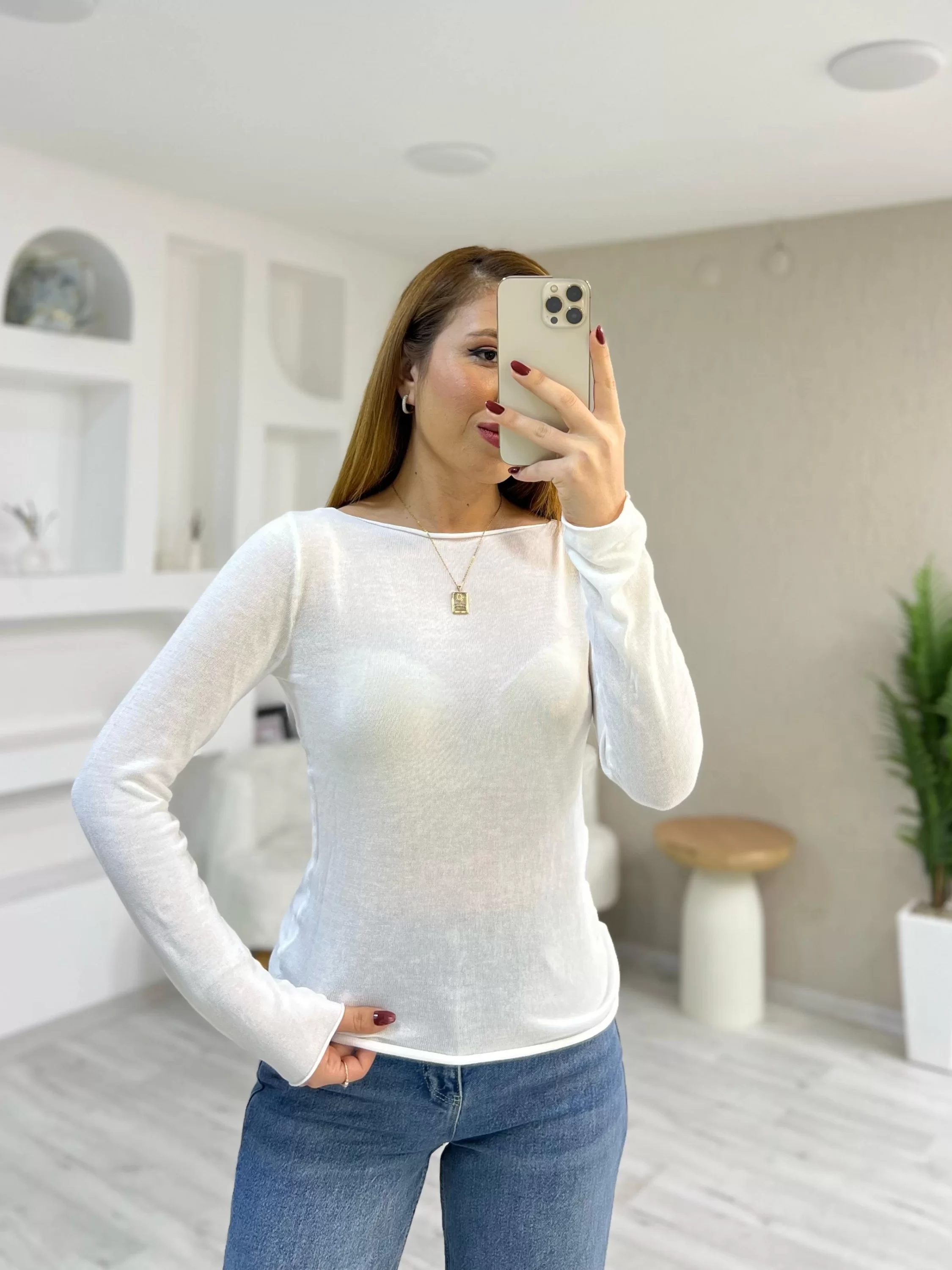 Kayık Yaka Transparan Bluz Beyaz