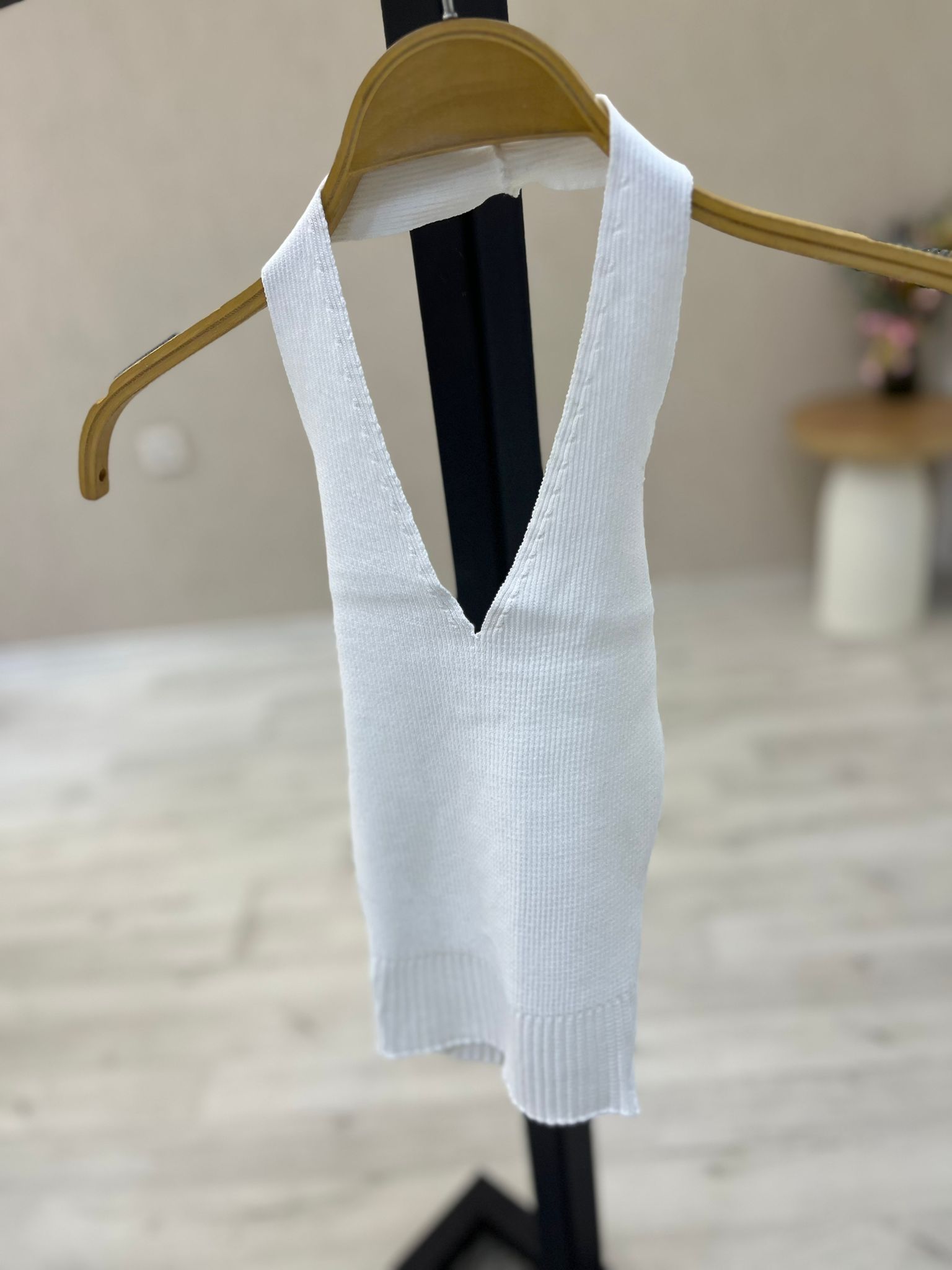 Sırt Detaylı Bluz  - Beyaz