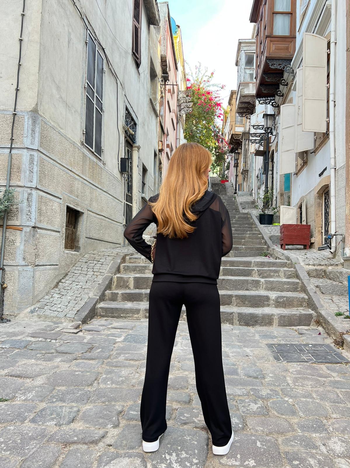 Modal Tül Detaylı Takım