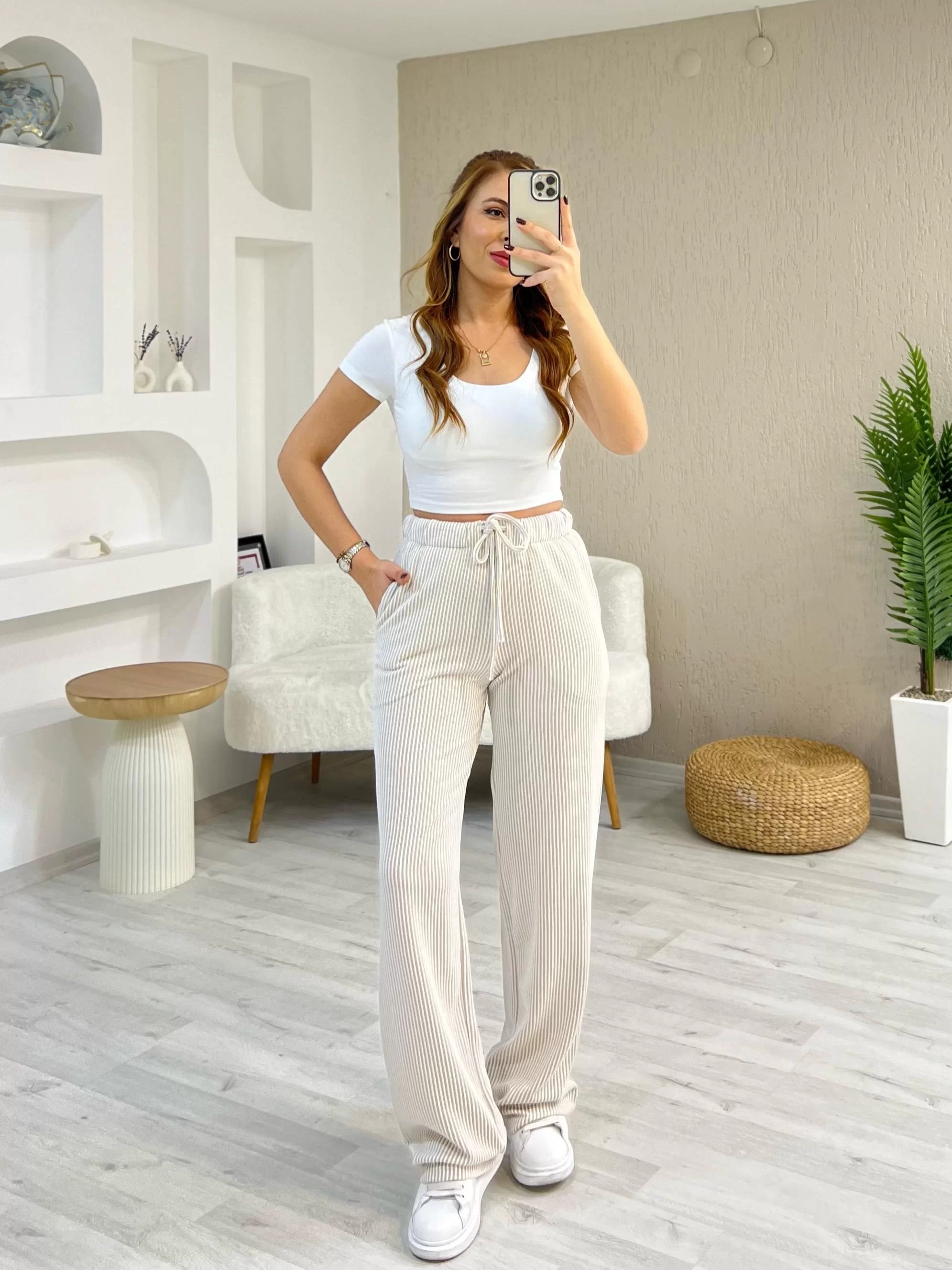 Stradivarius Çizgili Pantolon Bej