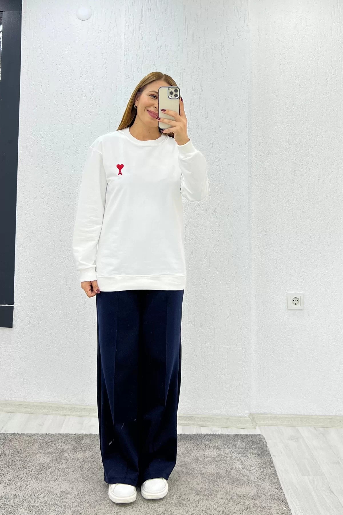 Ami LOGO Beyaz Sweatshirt