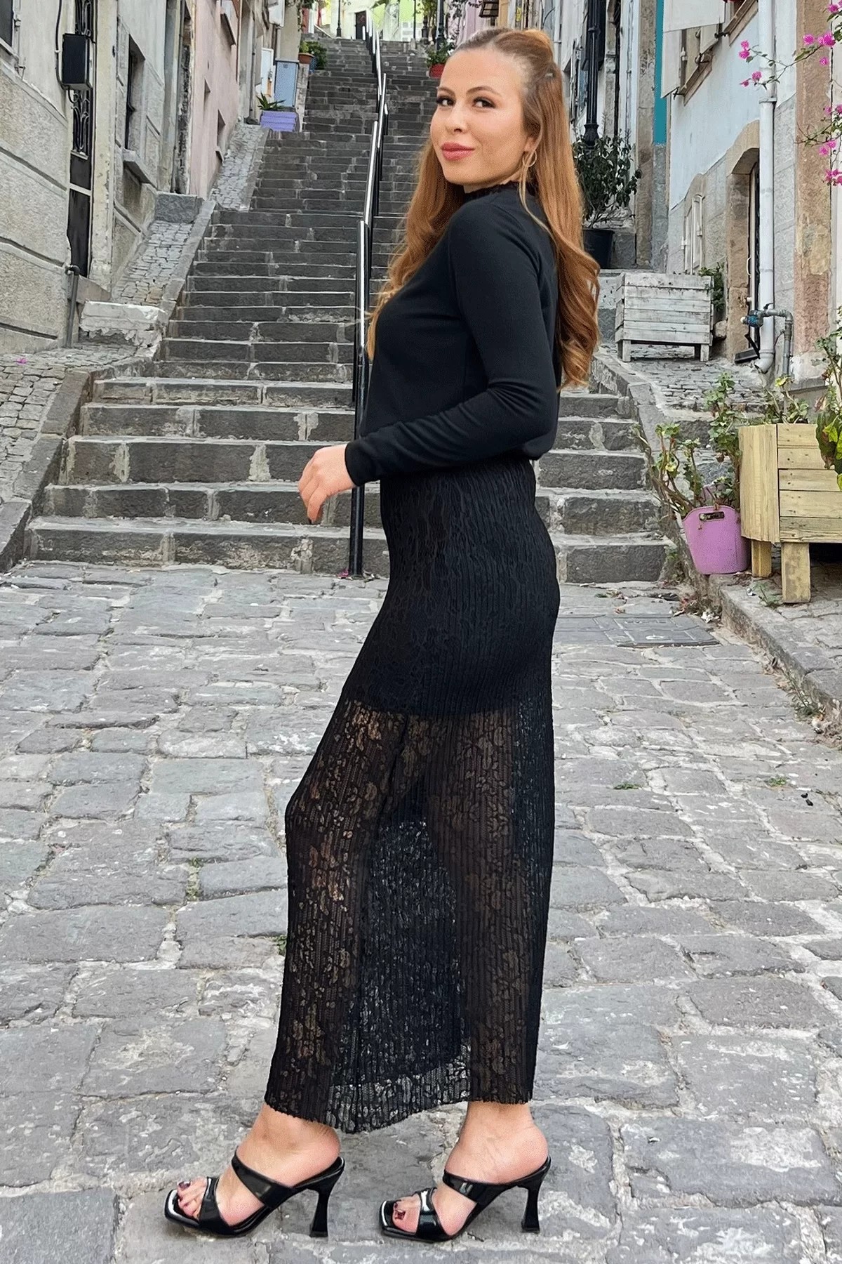 Dantelli Çilek Triko Takım
