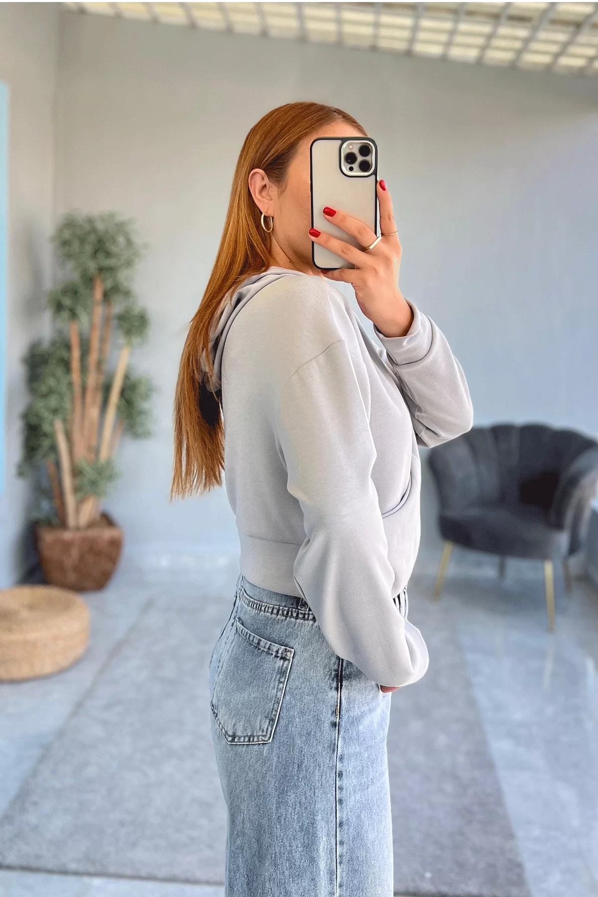 Kapşonlu Crop Beyaz Sweatshirt