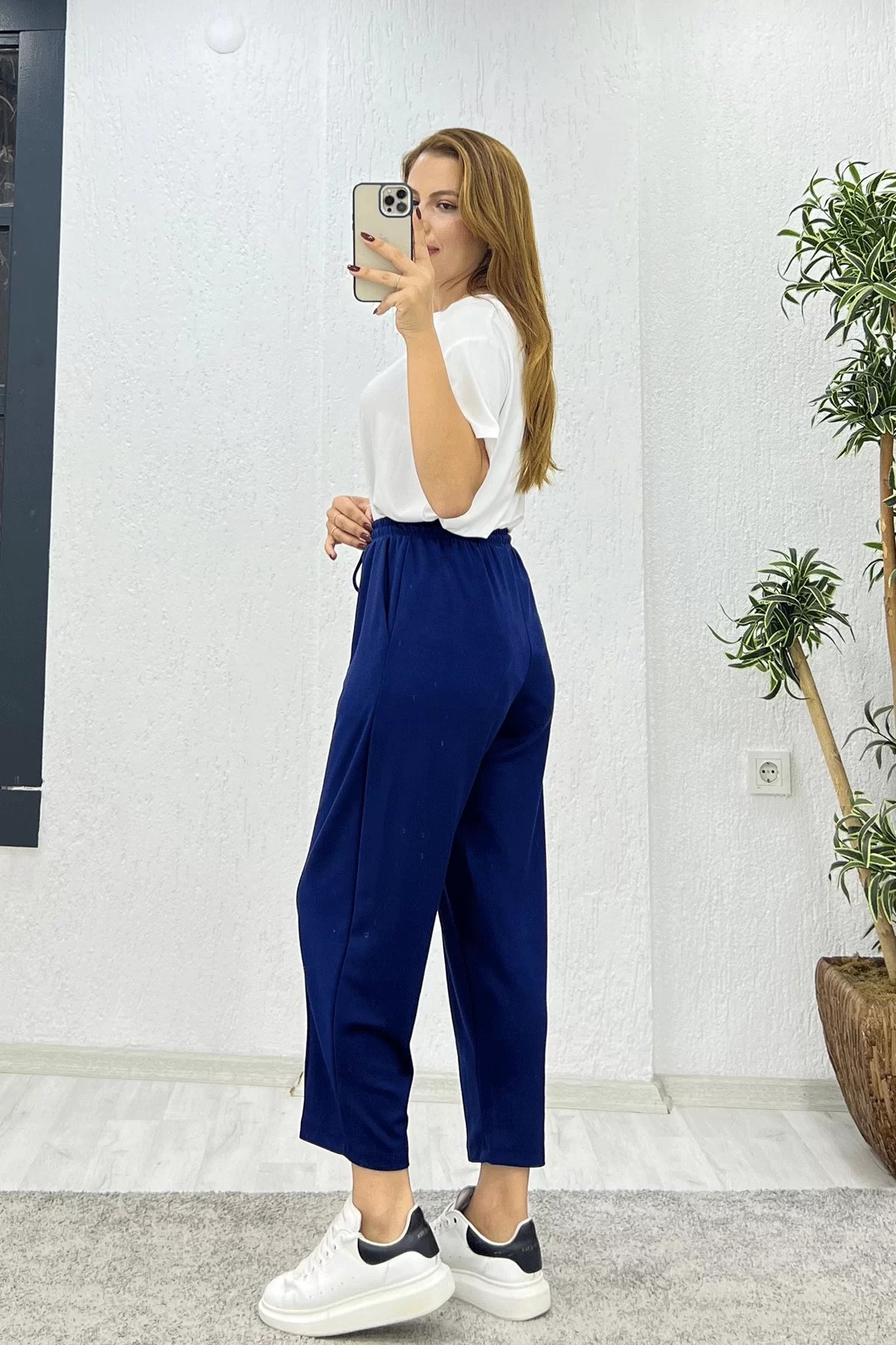 Beli Lastikli Çımalı Lacivert Pantolon