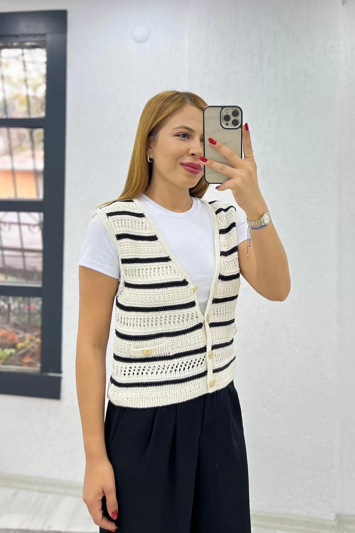 Siyah Çizgili Süveter Yelek Siyah Çizgili