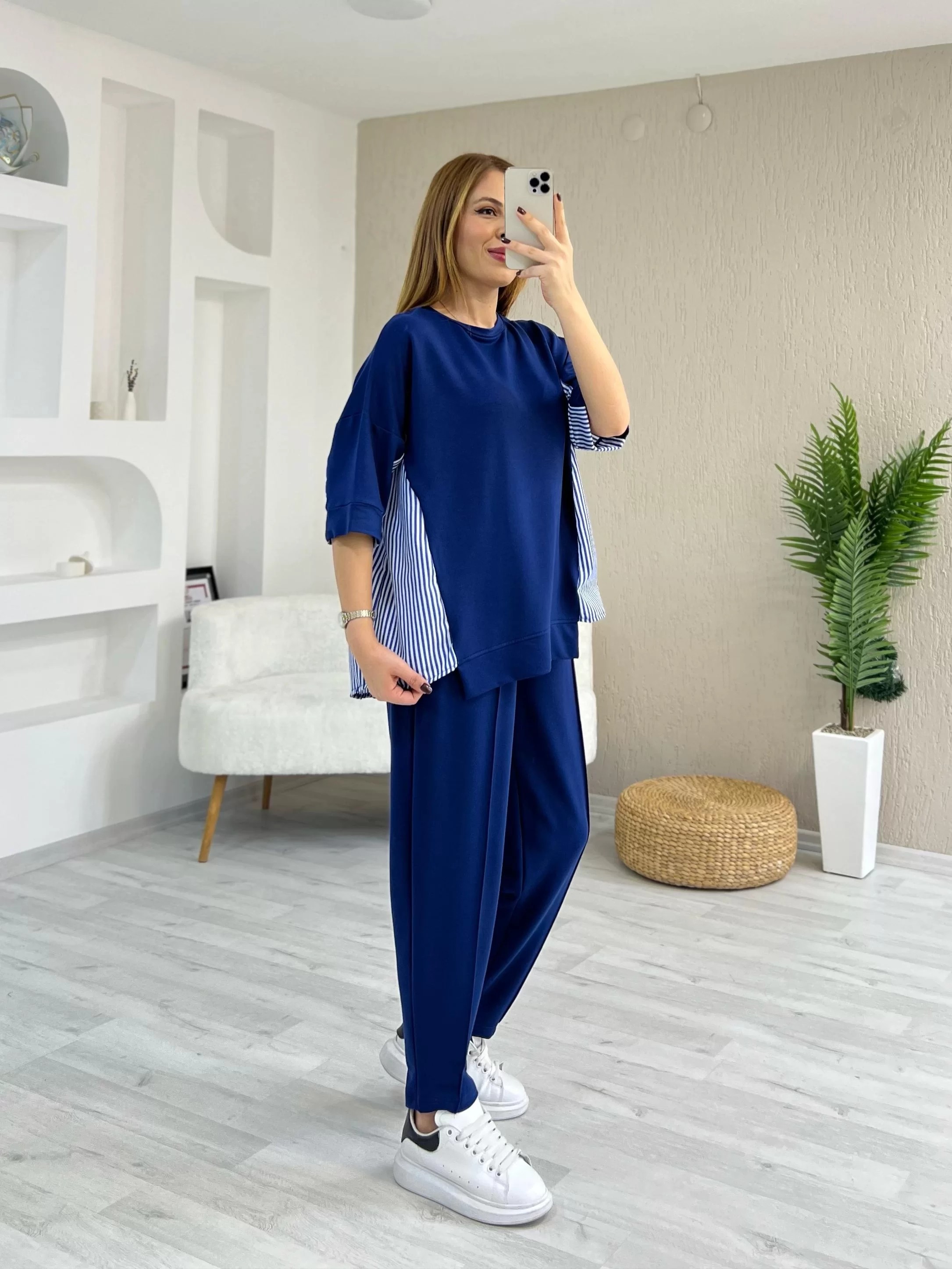 Arkası Çizgili Takım Mavi