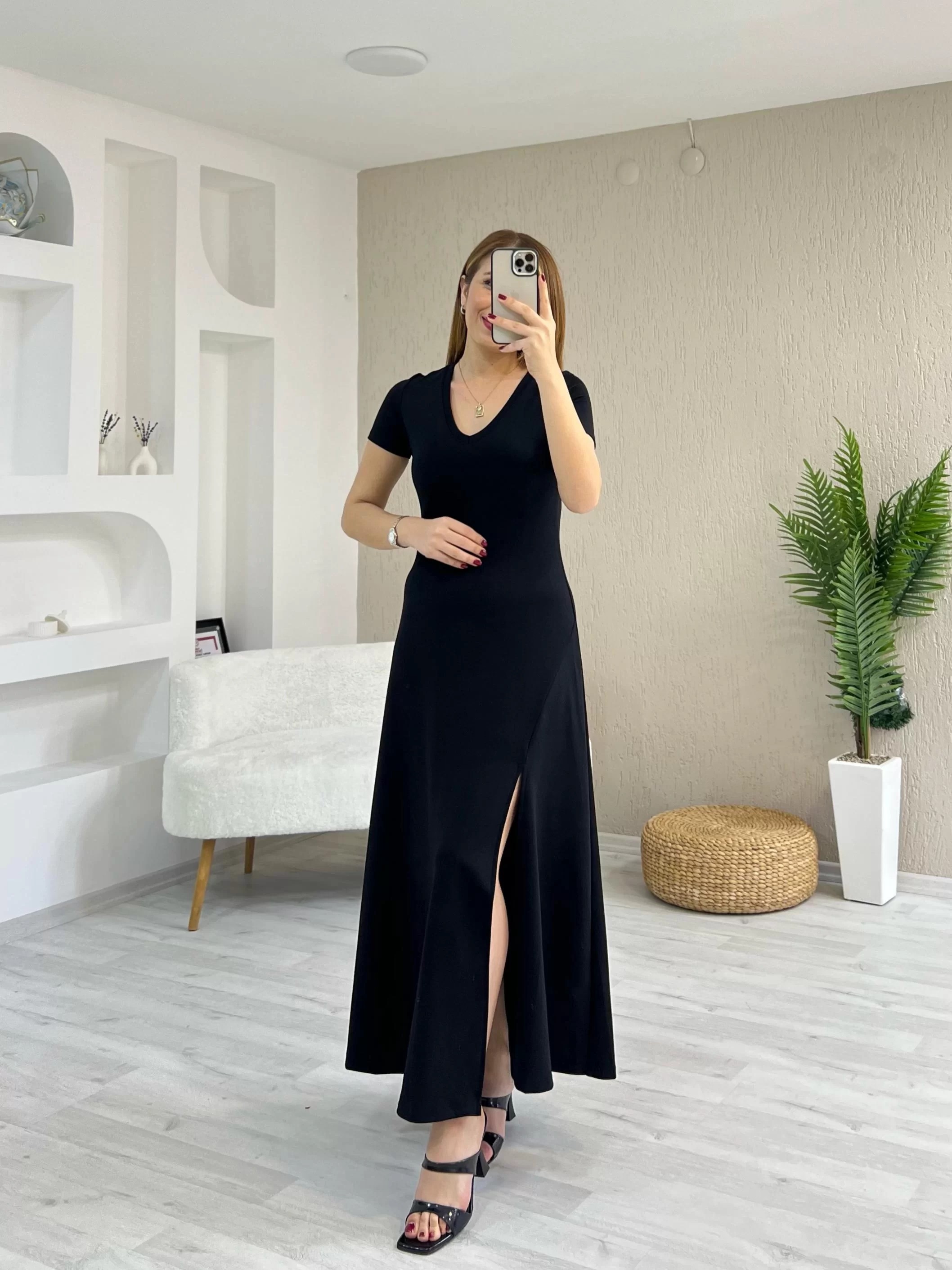 Modal Tek Yırtmaçlı Maxi Boy Elbise Siyah