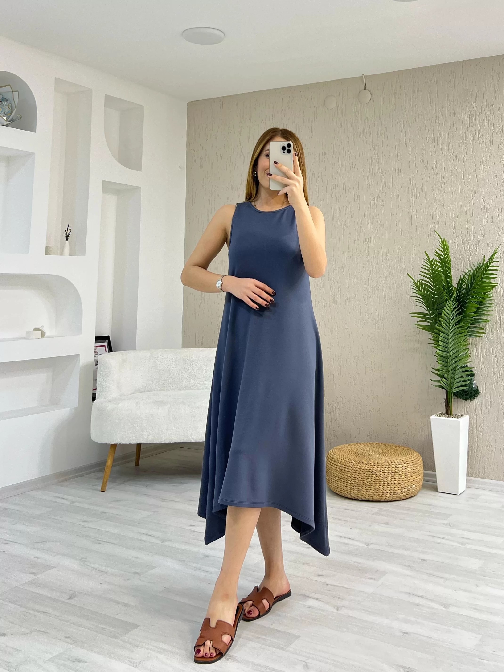 Eteği Asimetrik Elbise Gri