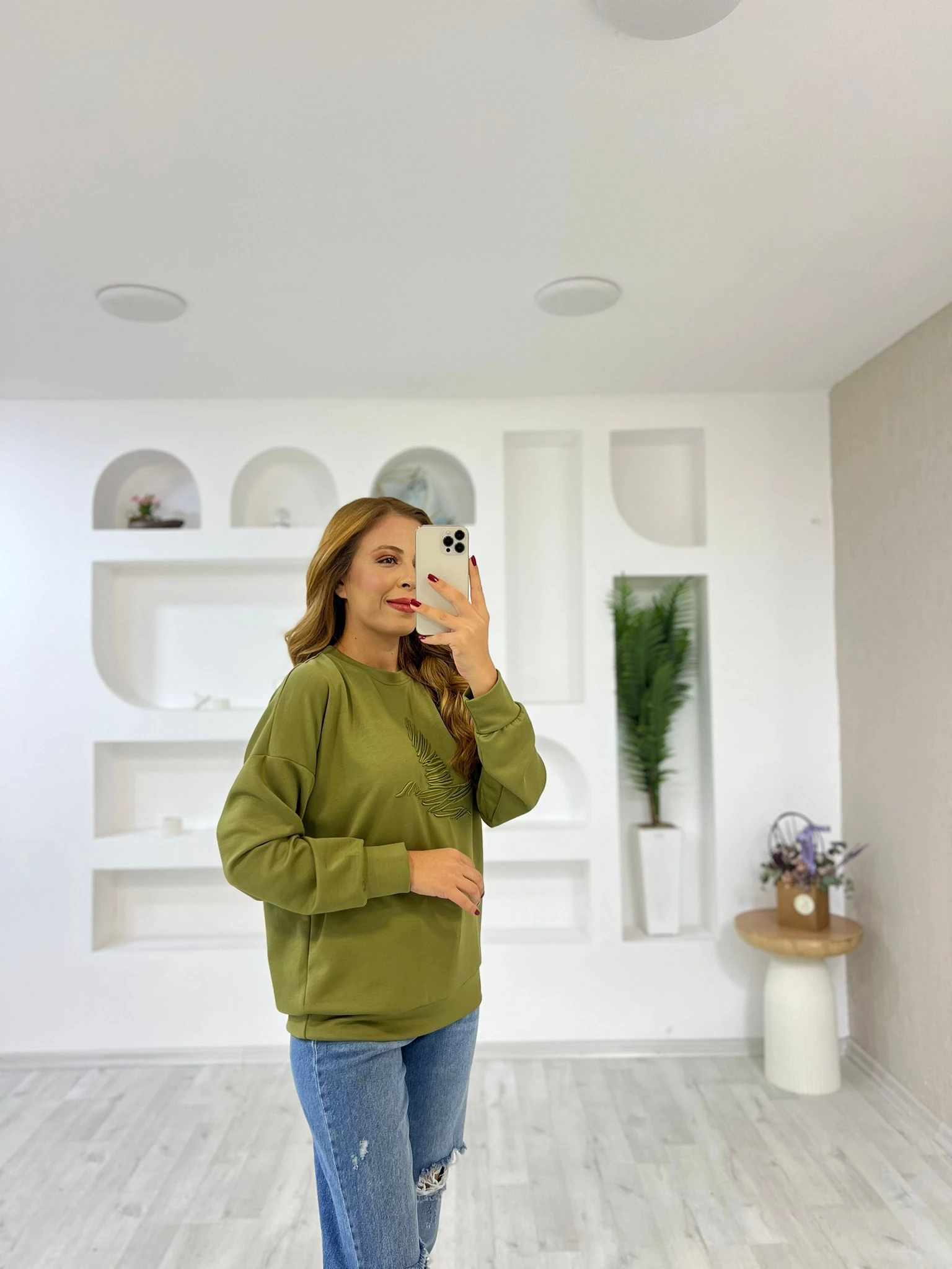 Evalı Kuş Nakışlı Sweat