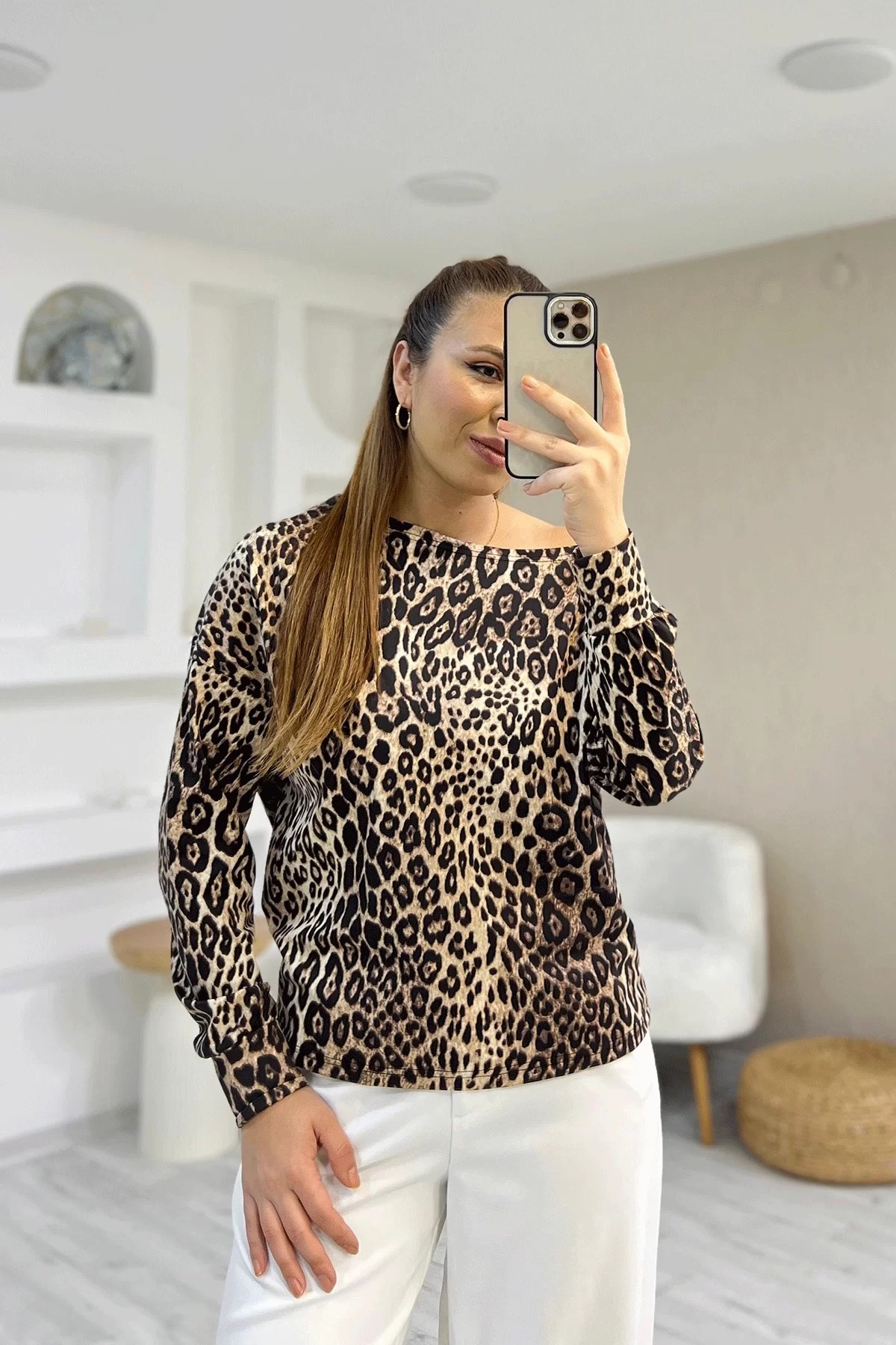 Leopar Desen Kayık Yaka Bluz