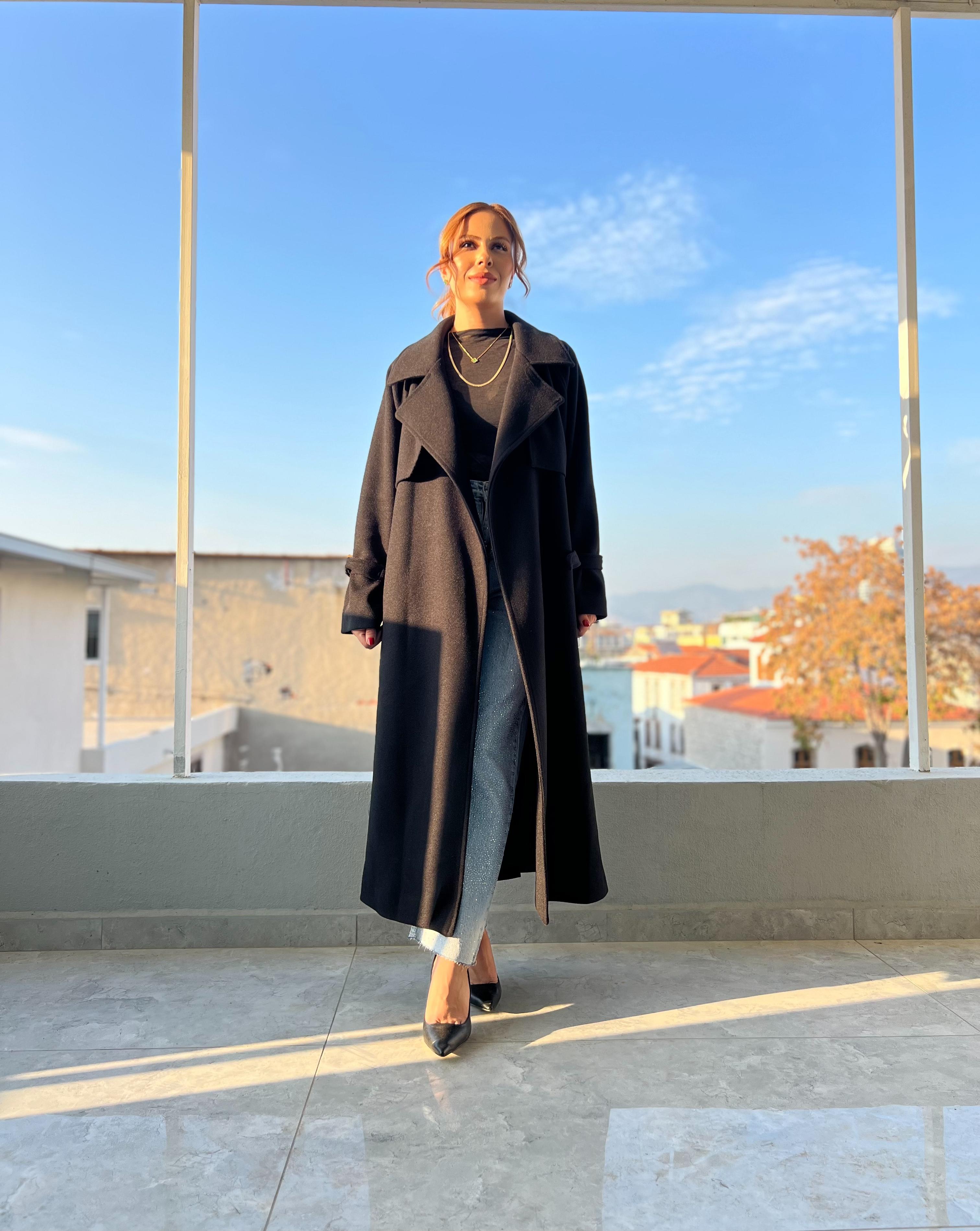 Rüzgarlıklı Uzun Kaşe Kaban - Siyah