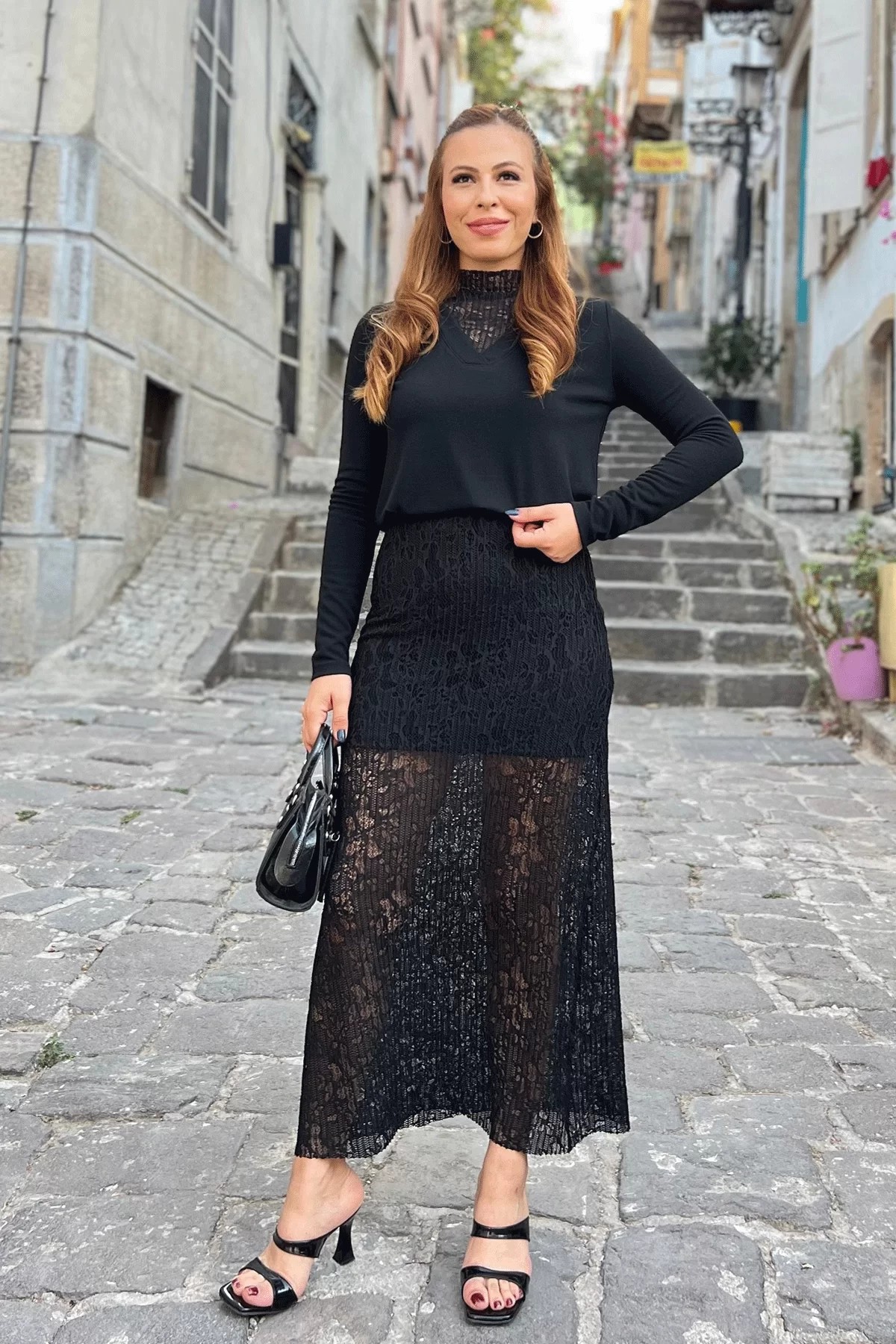 Dantelli Çilek Triko Takım
