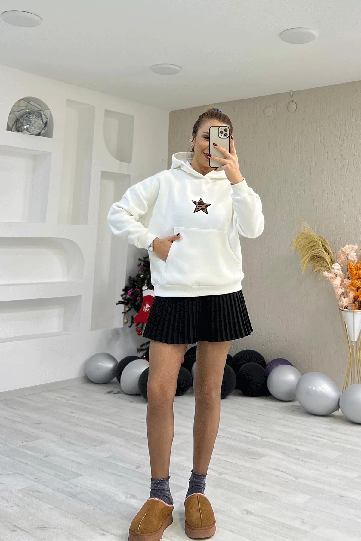Yıldız Baskılı Zara Beyaz Sweatshirt