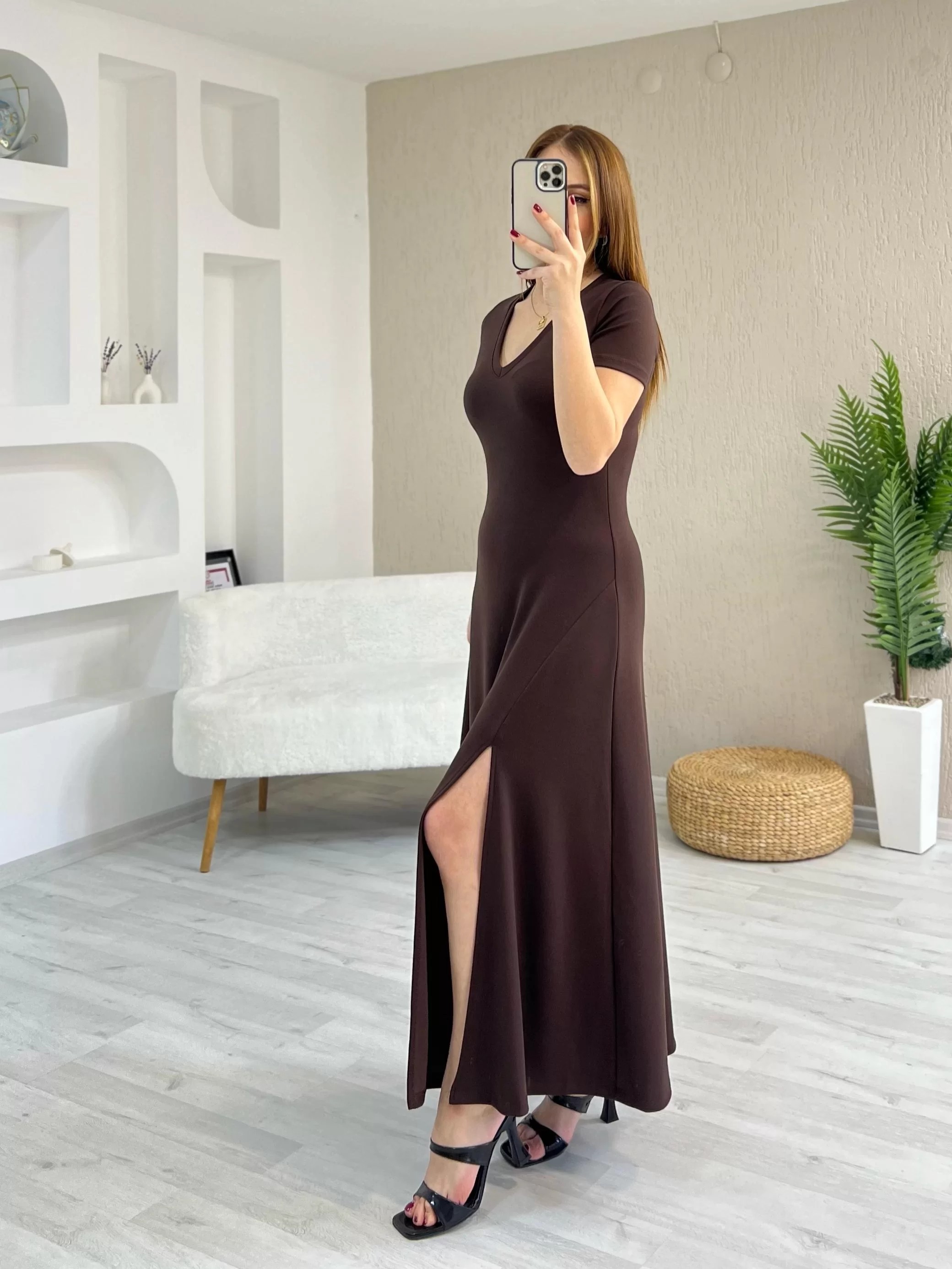 Modal Tek Yırtmaçlı Maxi Boy Elbise Kahverengi