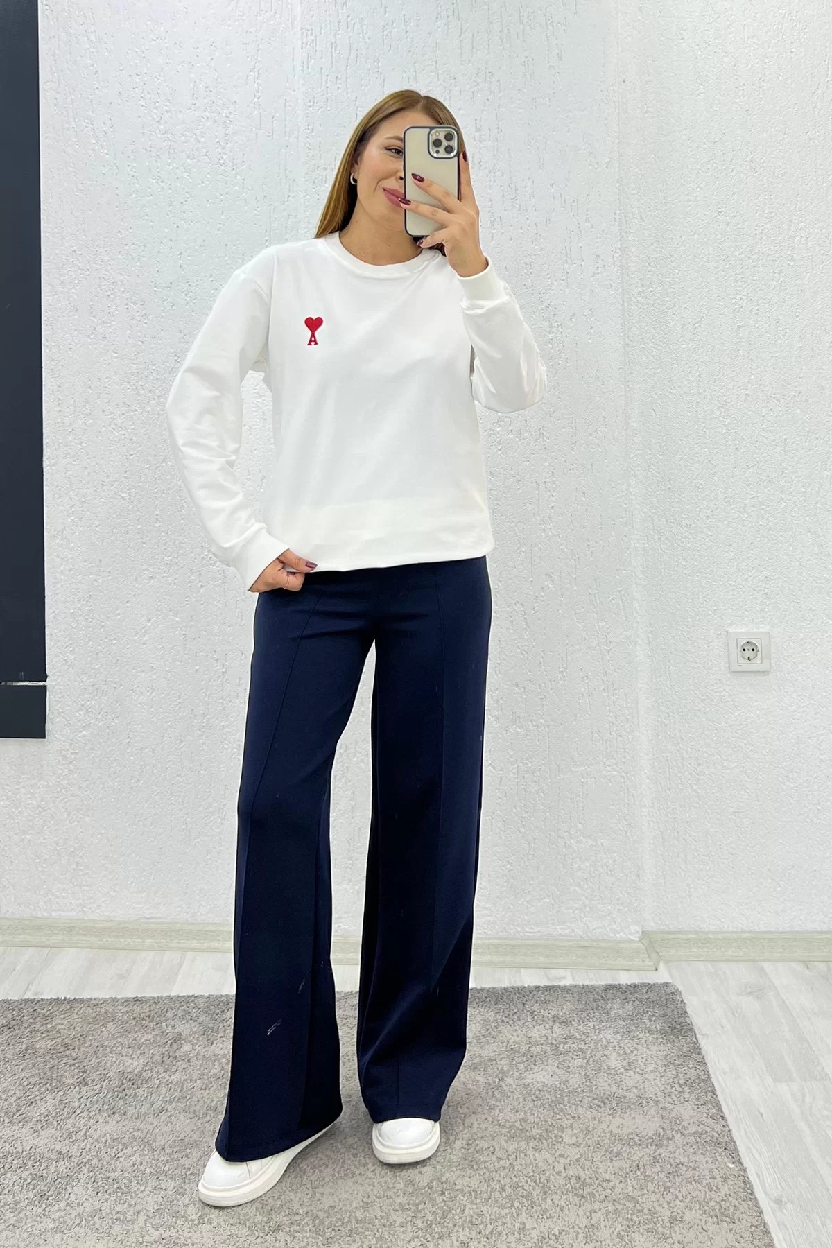 Ami LOGO Beyaz Sweatshirt