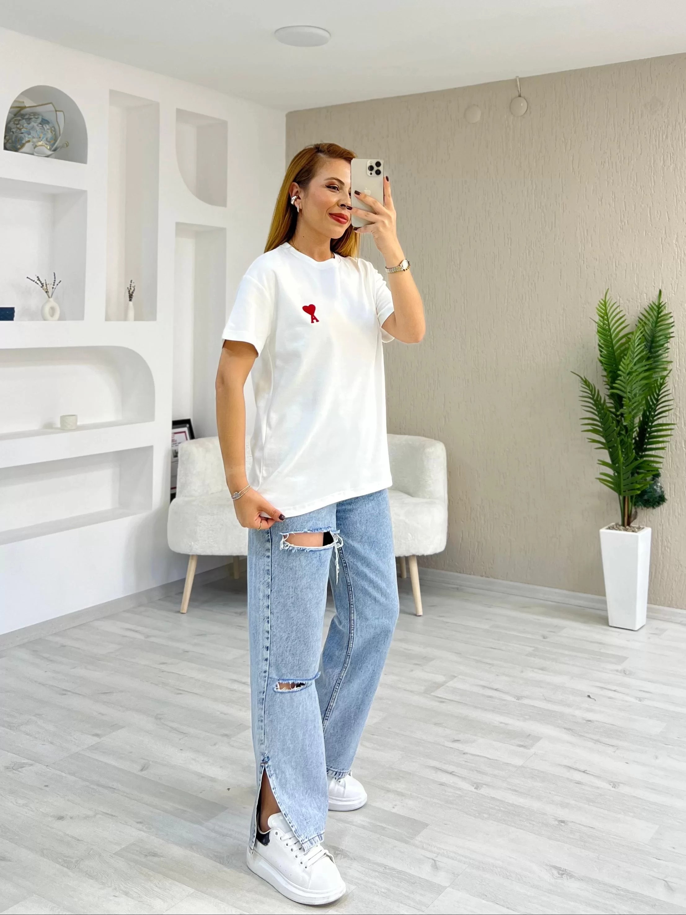 Marka Baskılı Tişört Beyaz