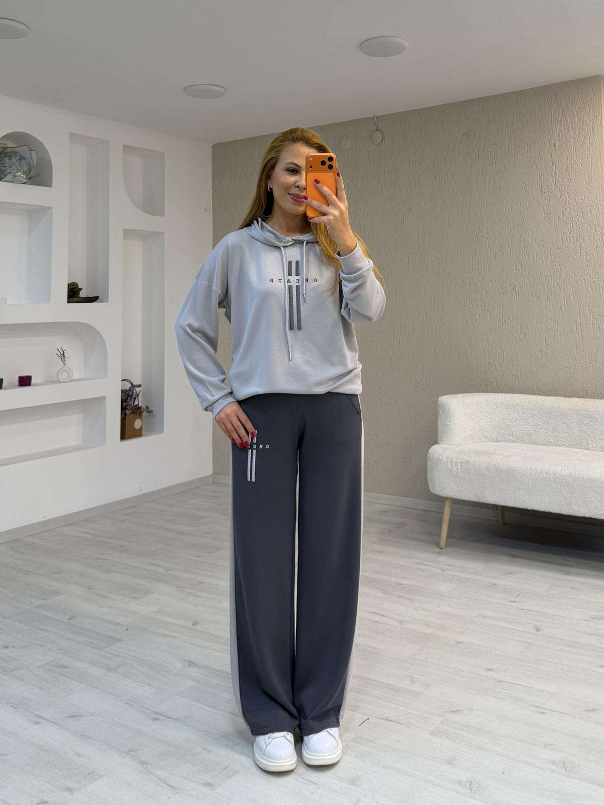 Nakışlı Garnili Takım - Gri